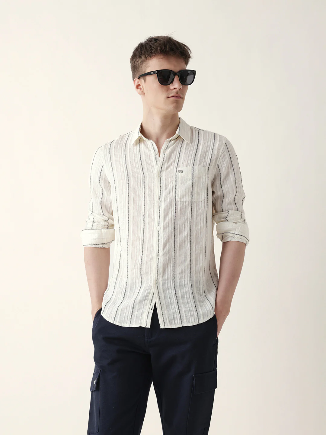 Men Casual Vertical Stripe Shirt - Image 2