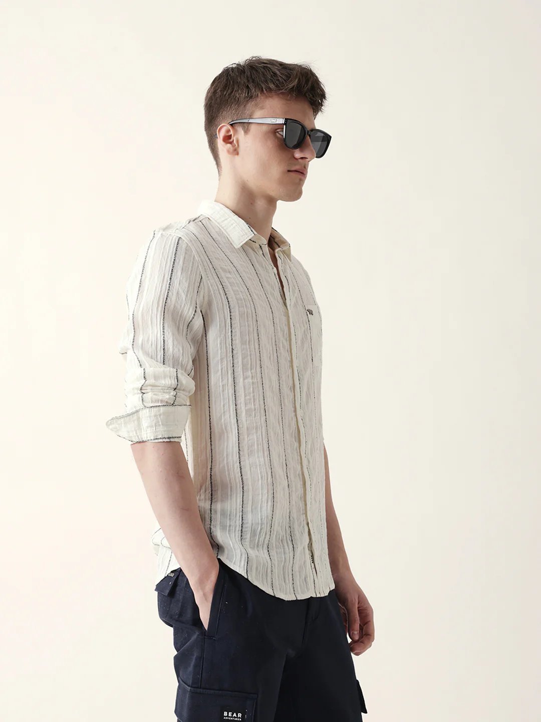 Men Casual Vertical Stripe Shirt - Image 4