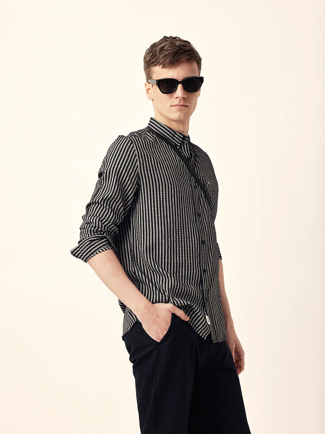 Men Casual Vertical Stripe Shirt - Image 4