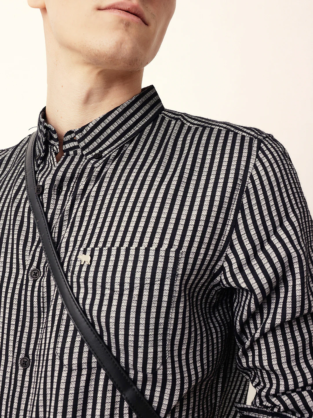 Men Casual Vertical Stripe Shirt - Image 5