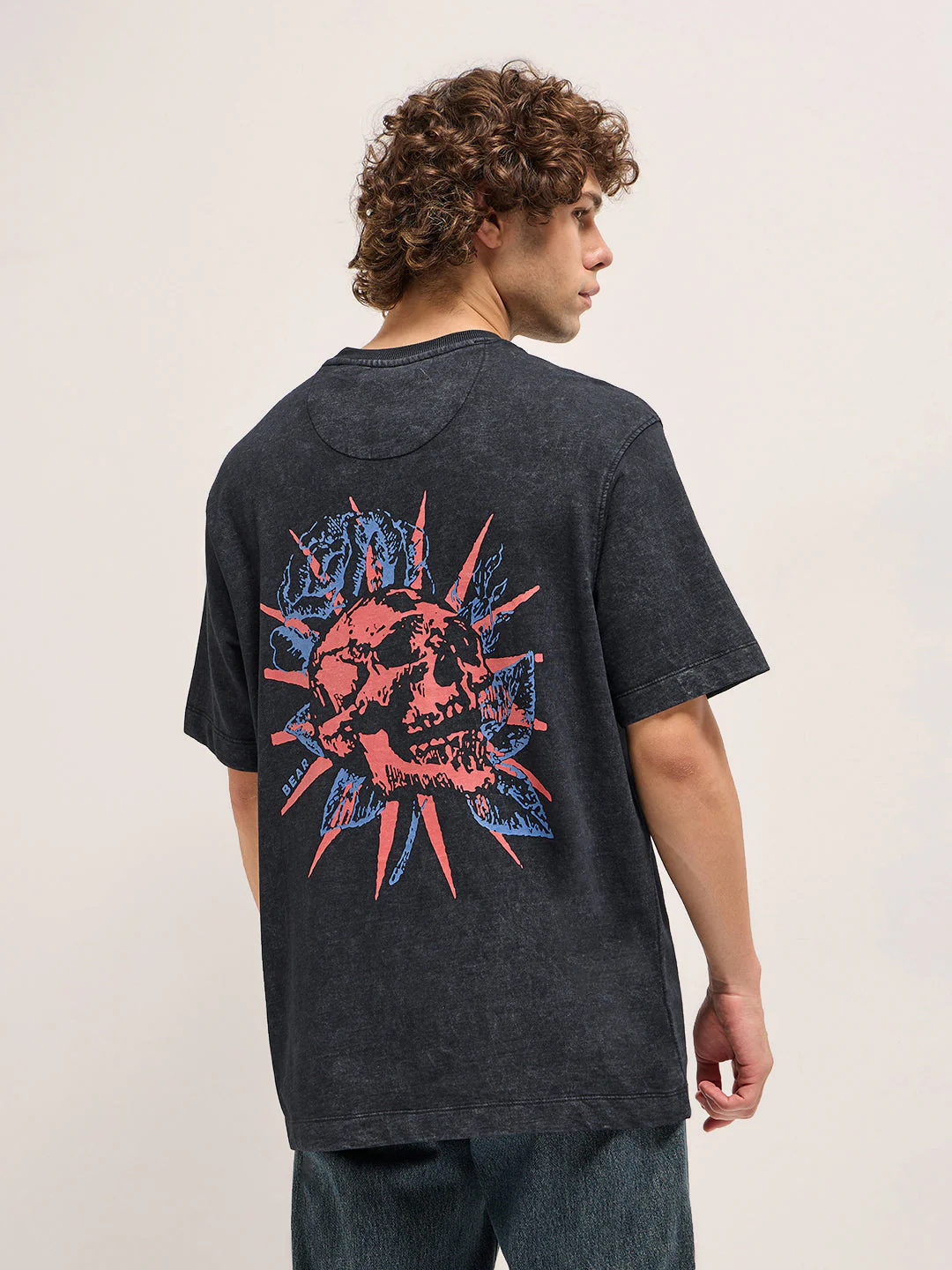 Men Charcoal Grey Oversize skull graphic Crew Neck T-shirt - Image 2
