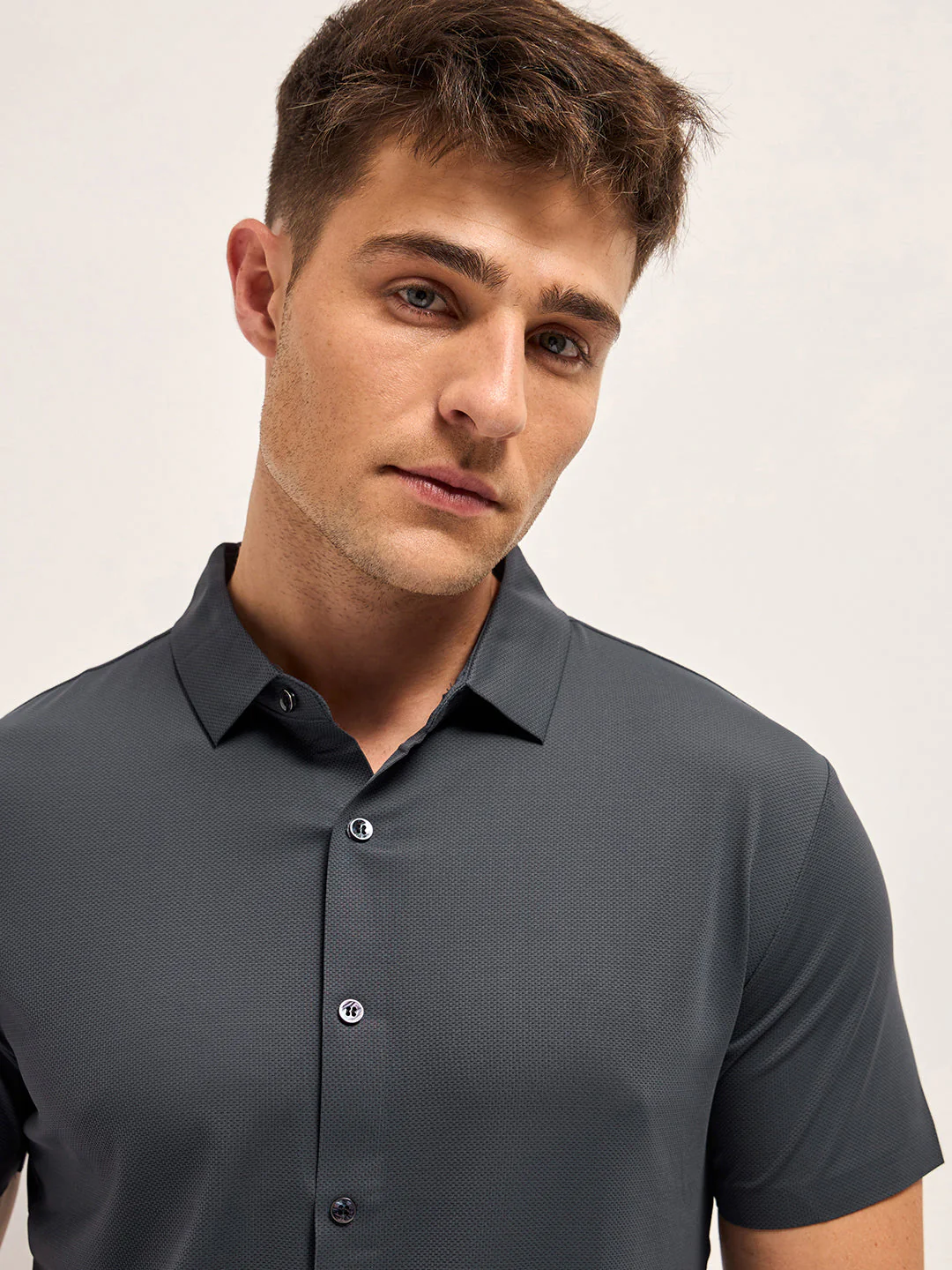 Men Charcoal Solid Nylon Blend Classic Spread Collar Shirt - Image 5