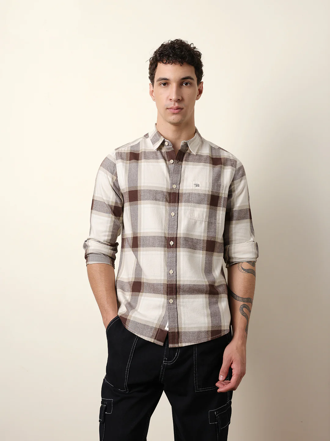Men Checked Casual Full-Sleeve Shirt - Image 3