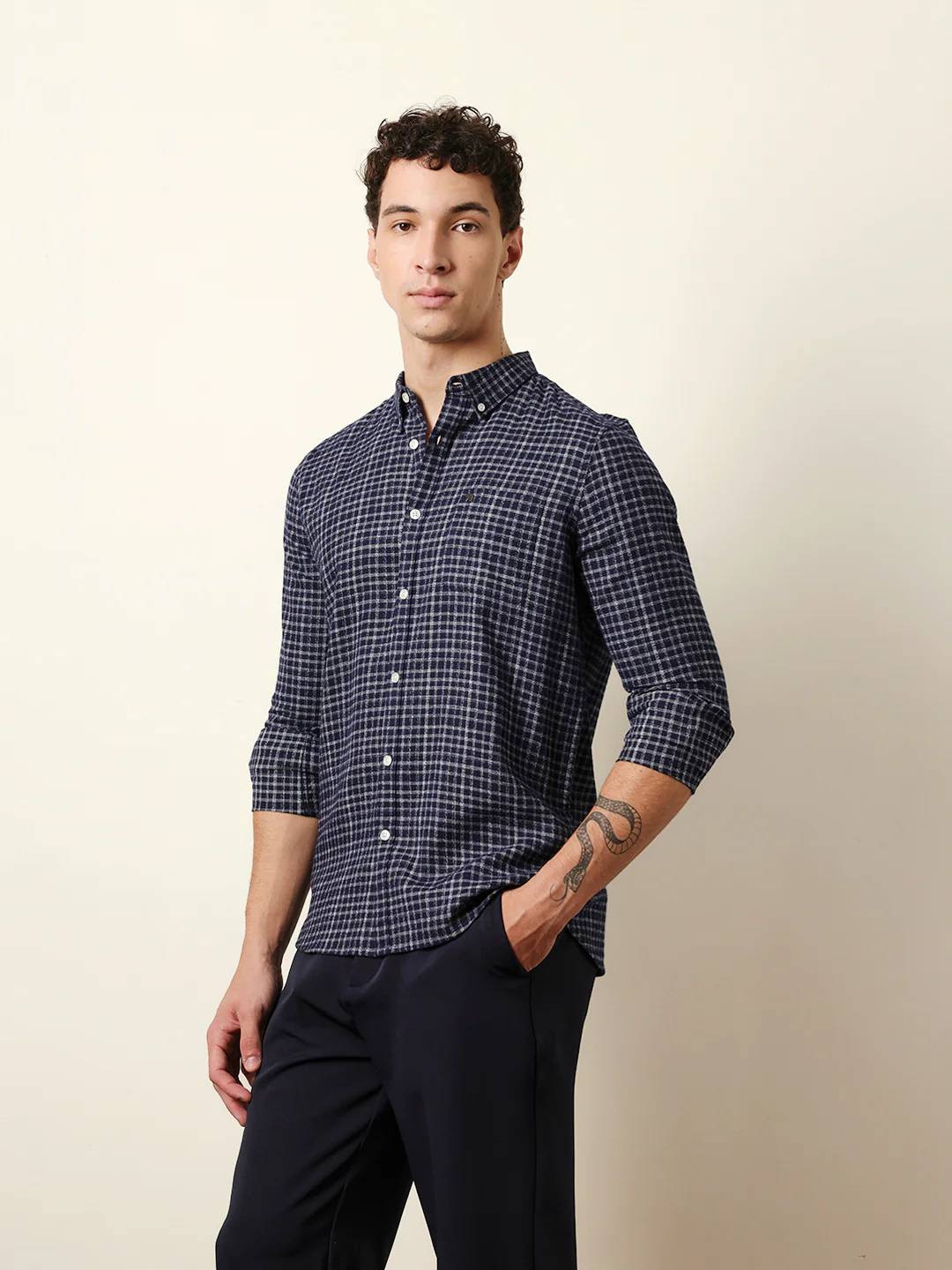 Men Checked Casual Full-Sleeve Shirt - Image 4