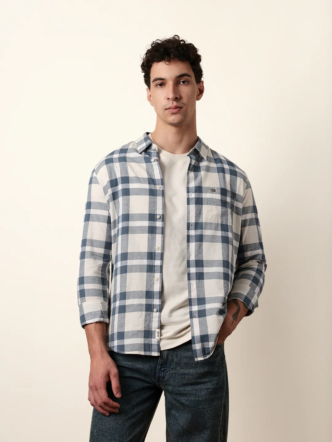 Men Checked Casual Full-Sleeve Shirt - Image 3