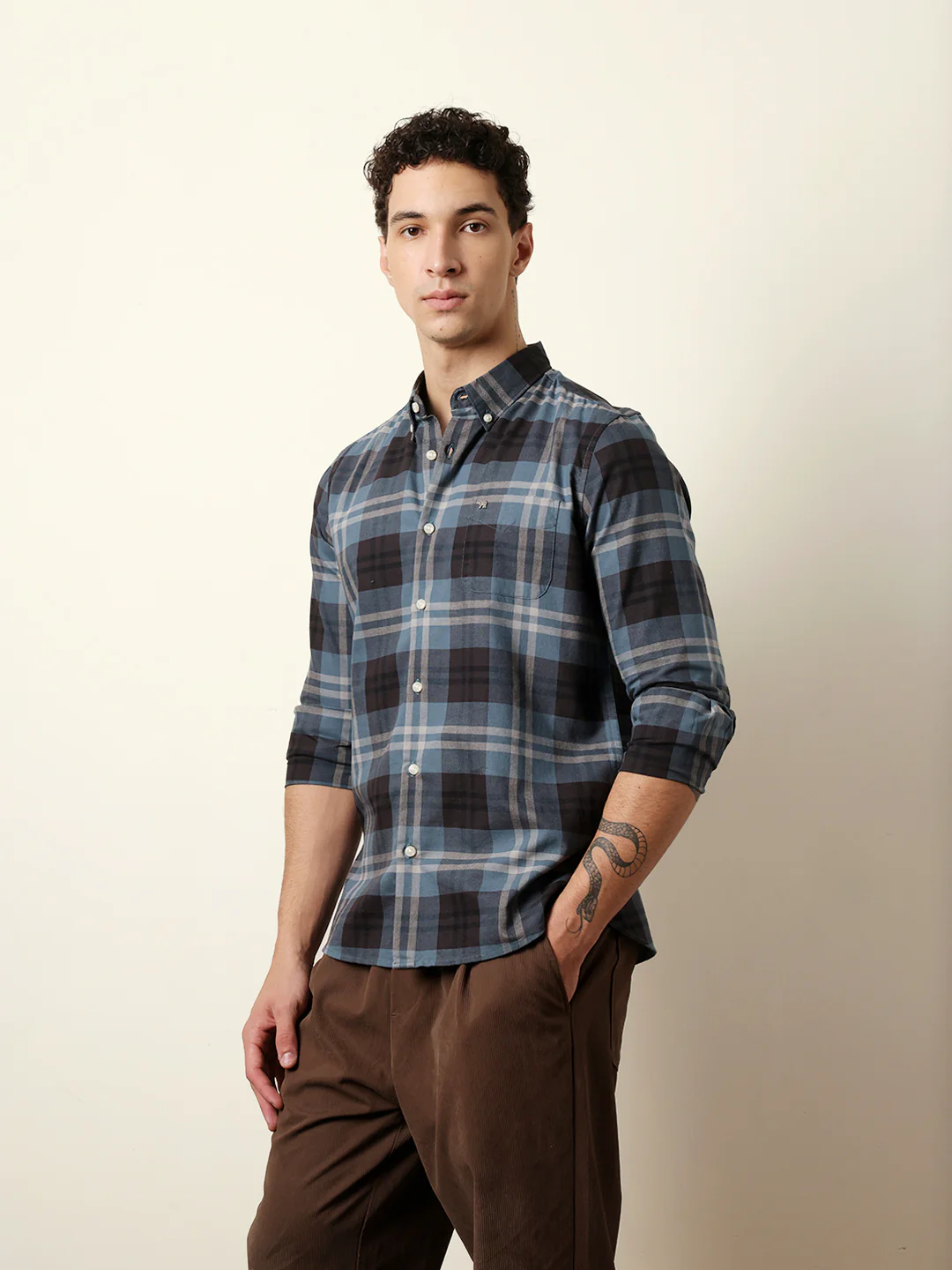 Men Checked Casual Full-Sleeve Shirt - Image 4
