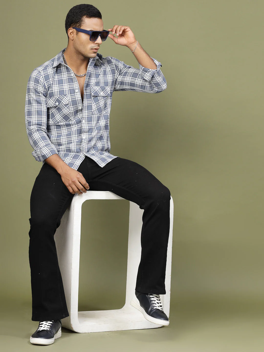 Men Checked Cotton Fabric Utility Shirt - Image 2