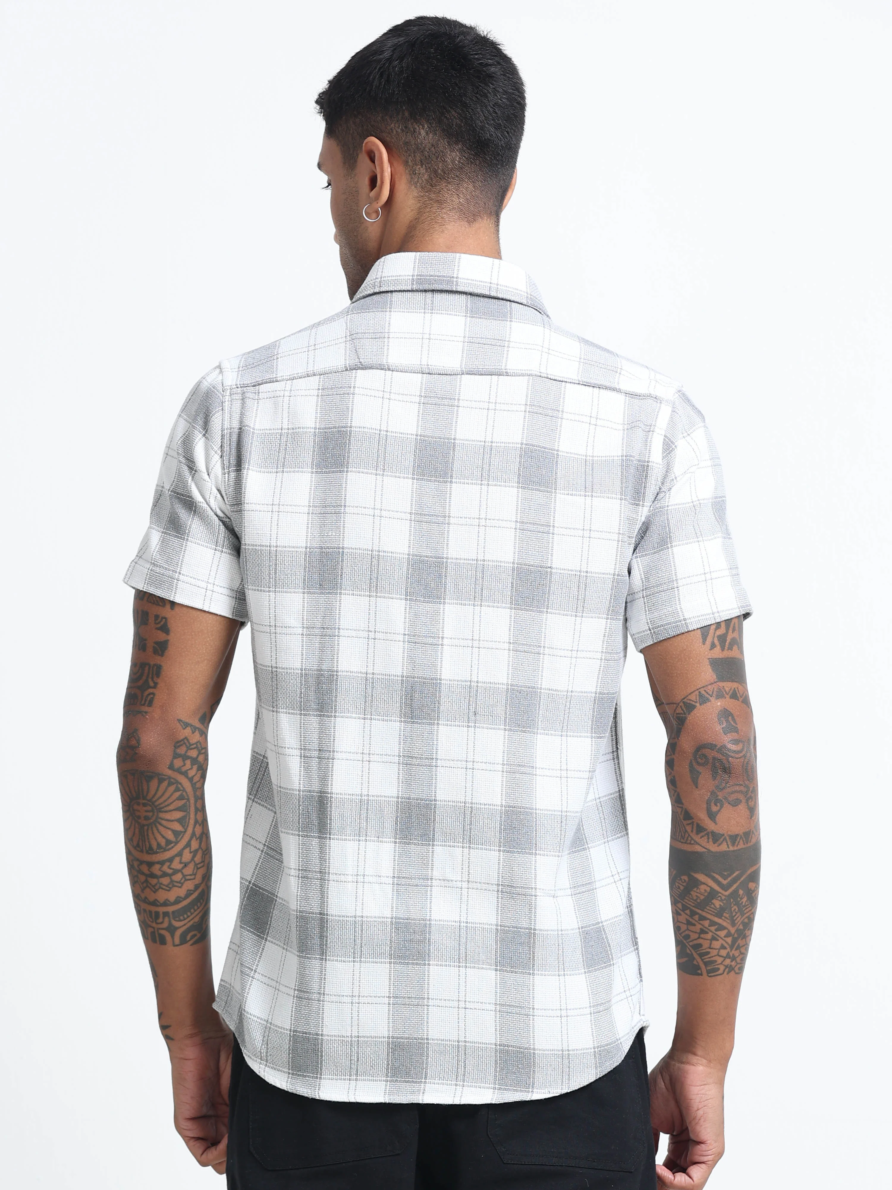 Men Checkered Half Sleeve Casual Shirt - Image 2