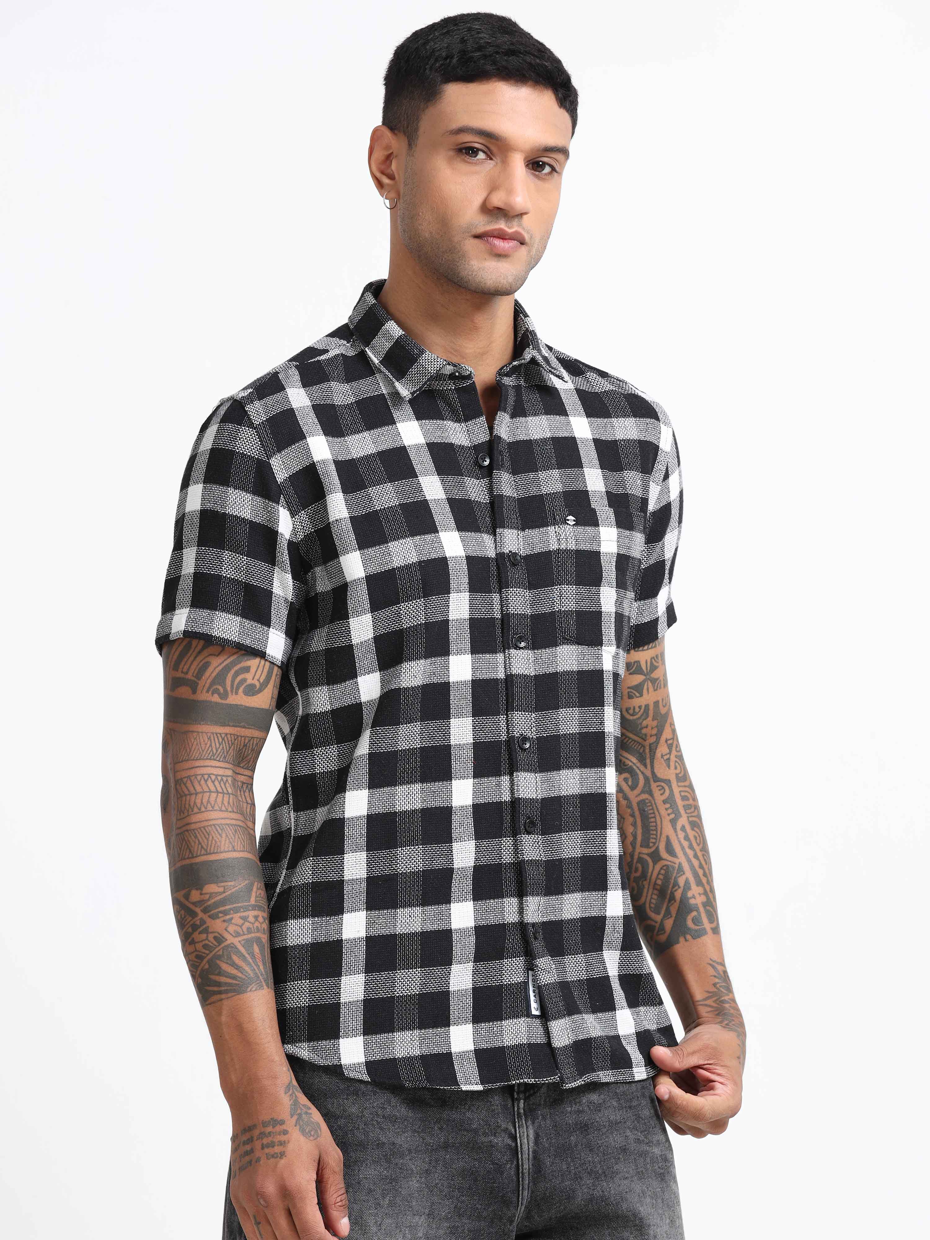 Men Checkered Half Sleeve Casual Shirt - Image 3