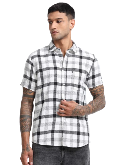 Men Checkered Half Sleeve Casual Shirt - Image 2
