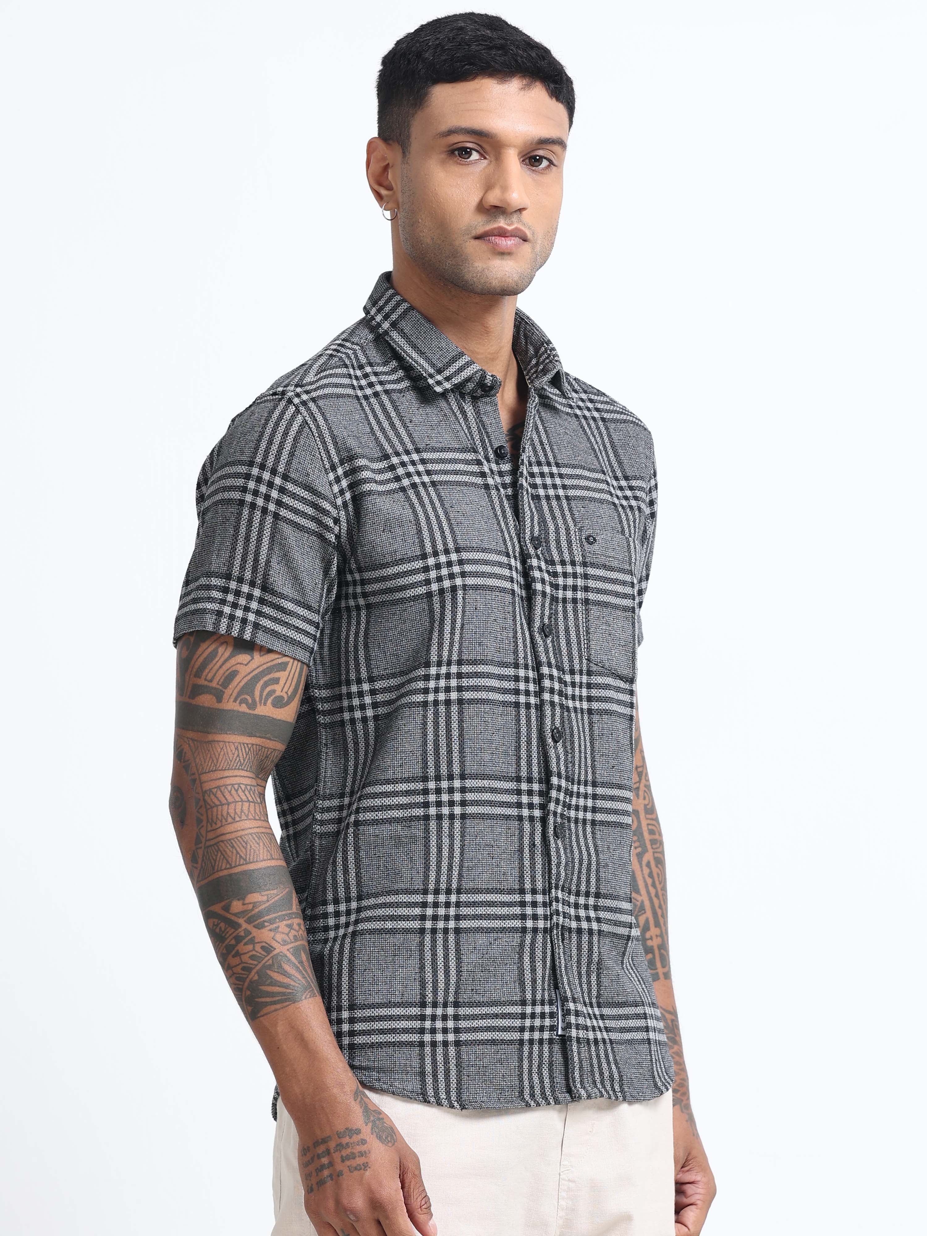 Men Checkered Half Sleeve Casual Shirt - Image 3