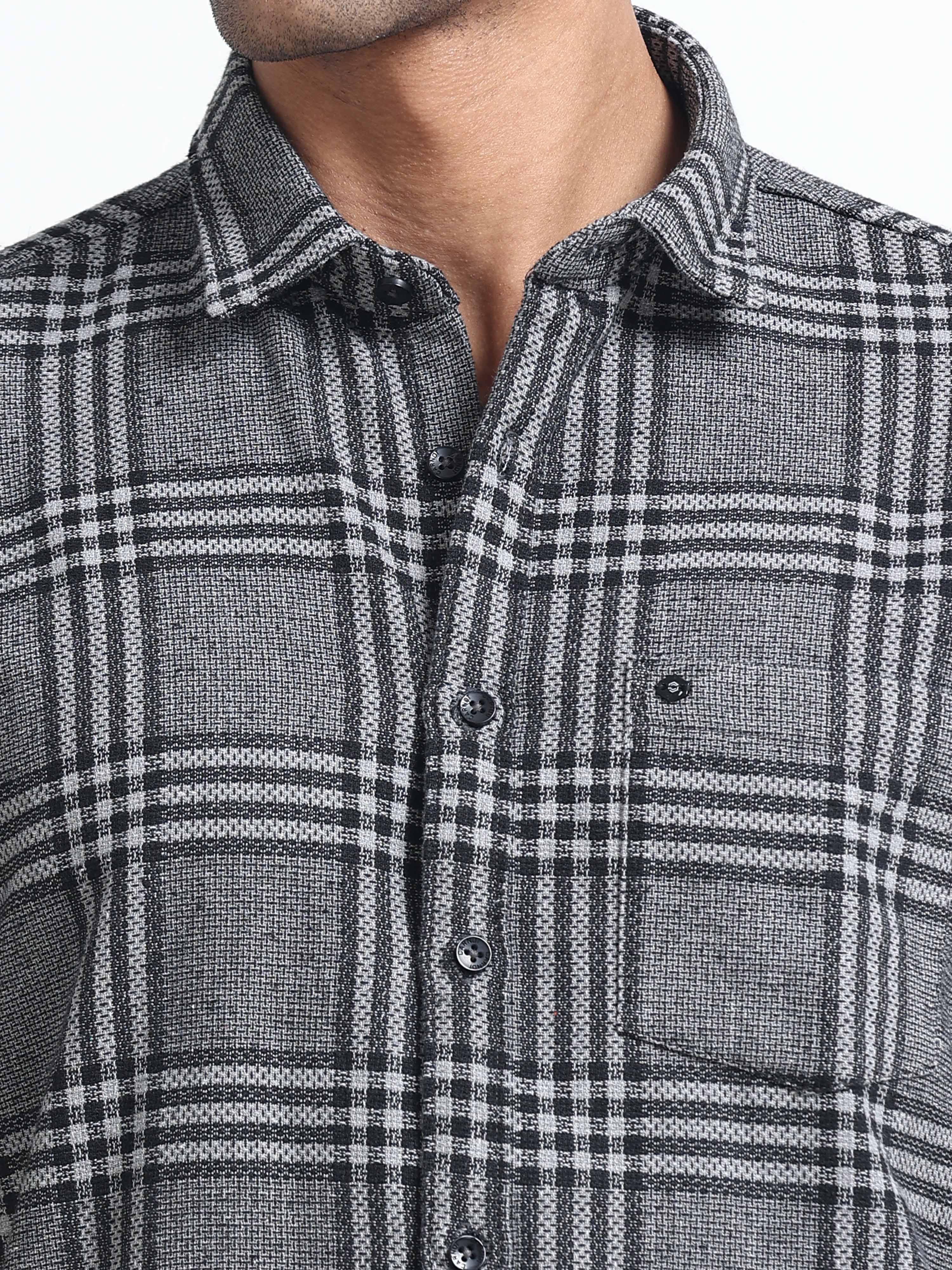 Men Checkered Half Sleeve Casual Shirt - Image 4
