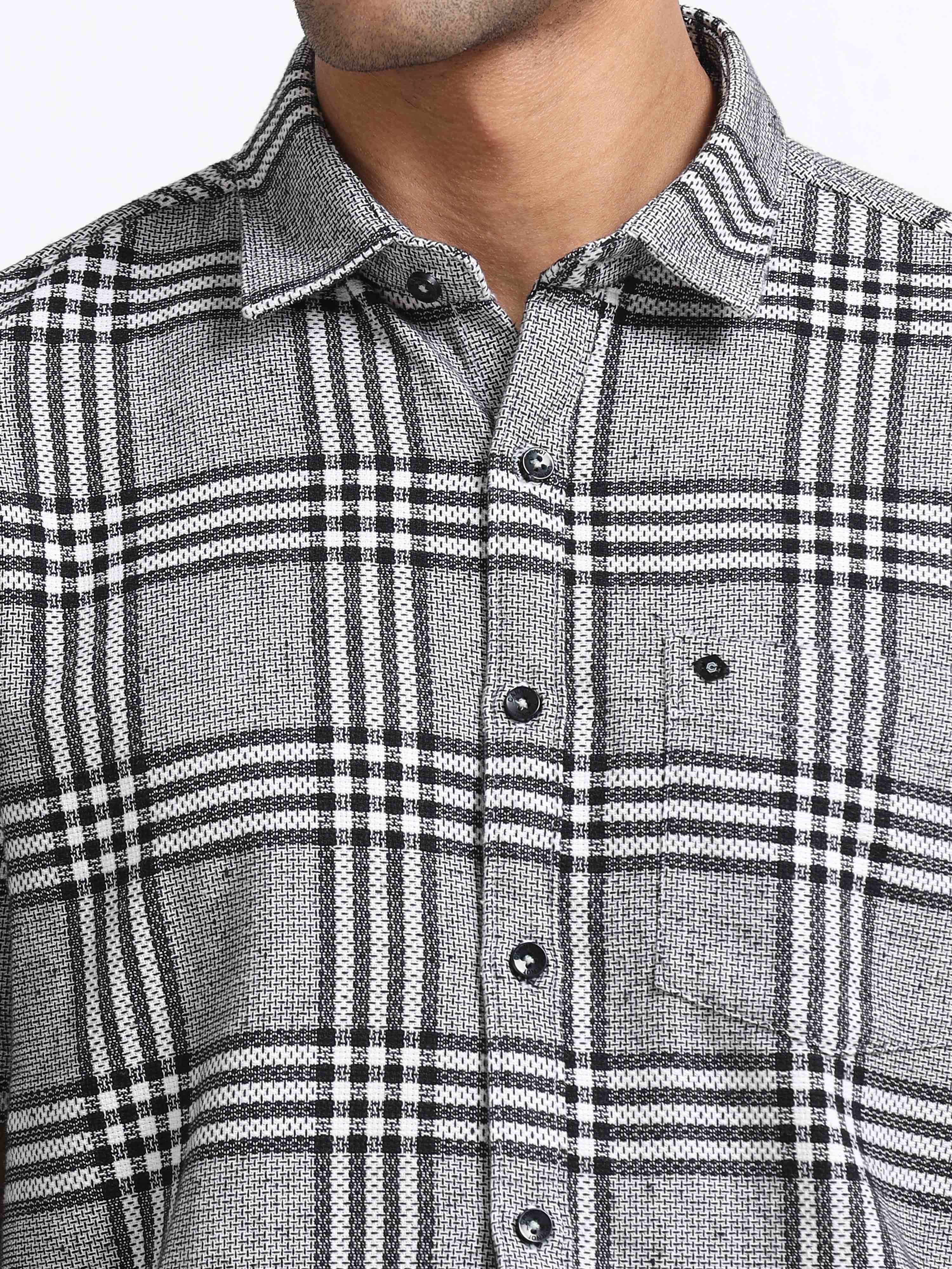 Men Checkered Half Sleeve Casual Shirt - Image 4