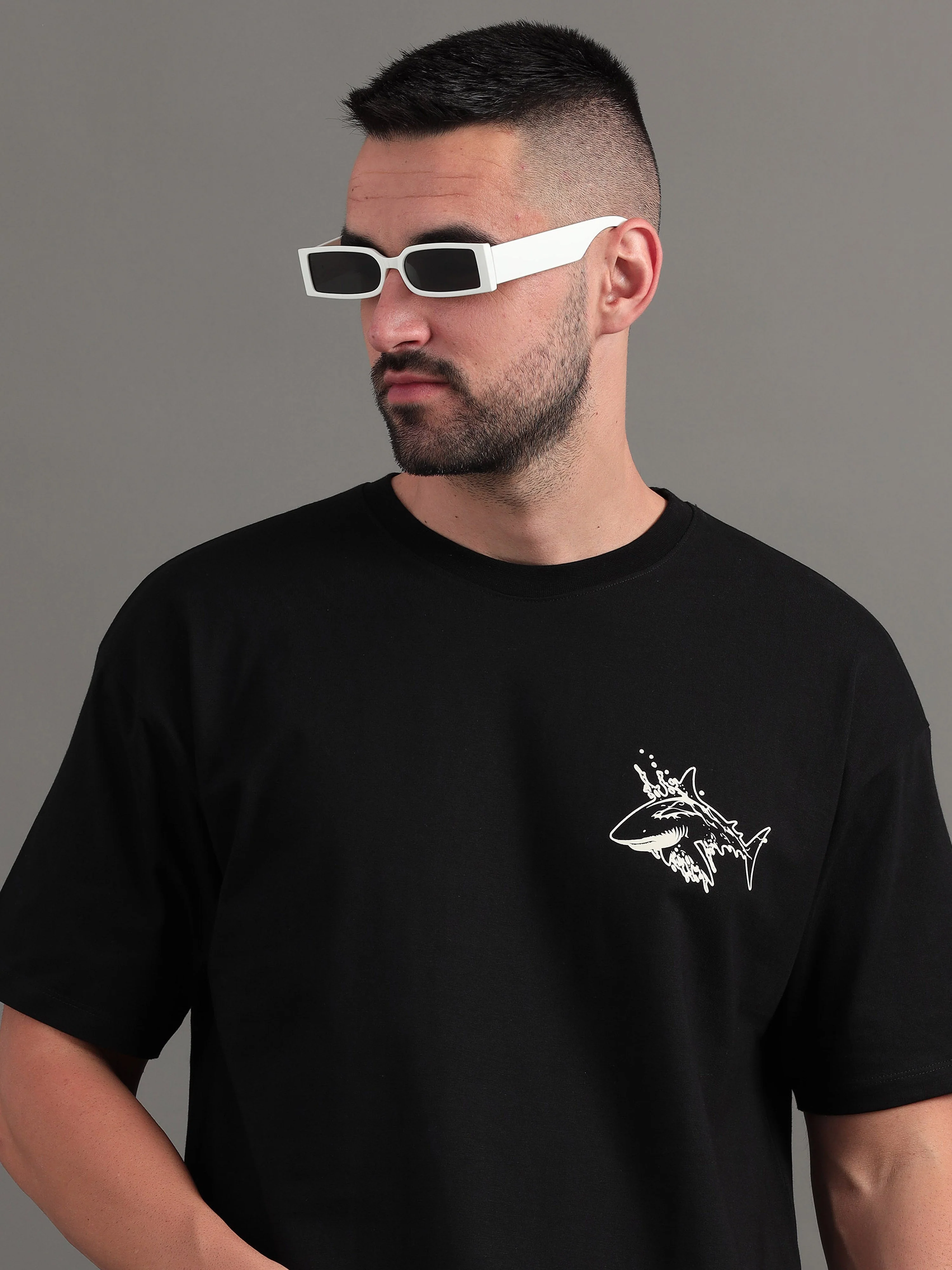Men Chill and Relax Black Oversized T-Shirt - Image 6