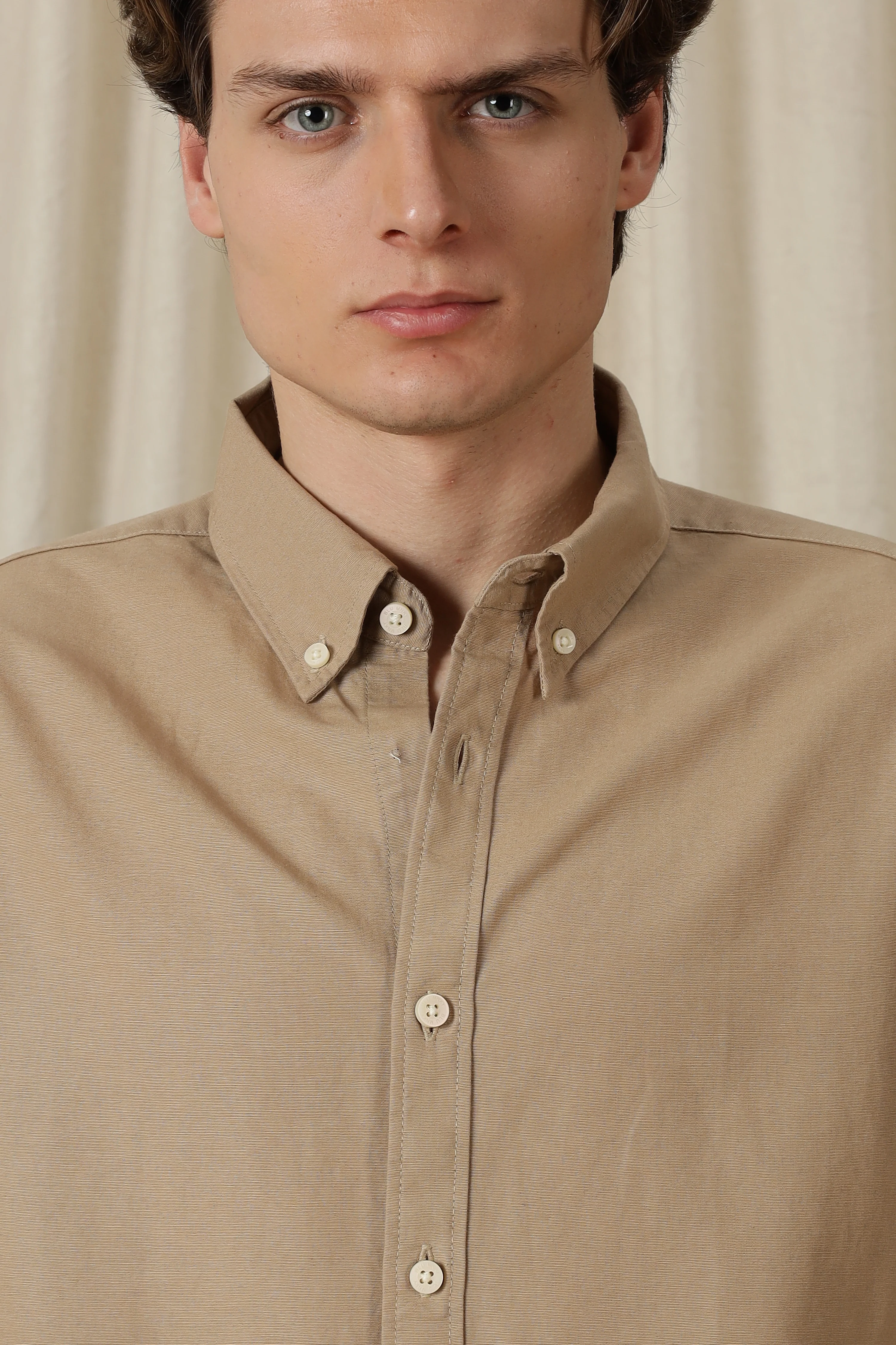 Men Classic Button-Down Solid Casual Shirt - Image 3