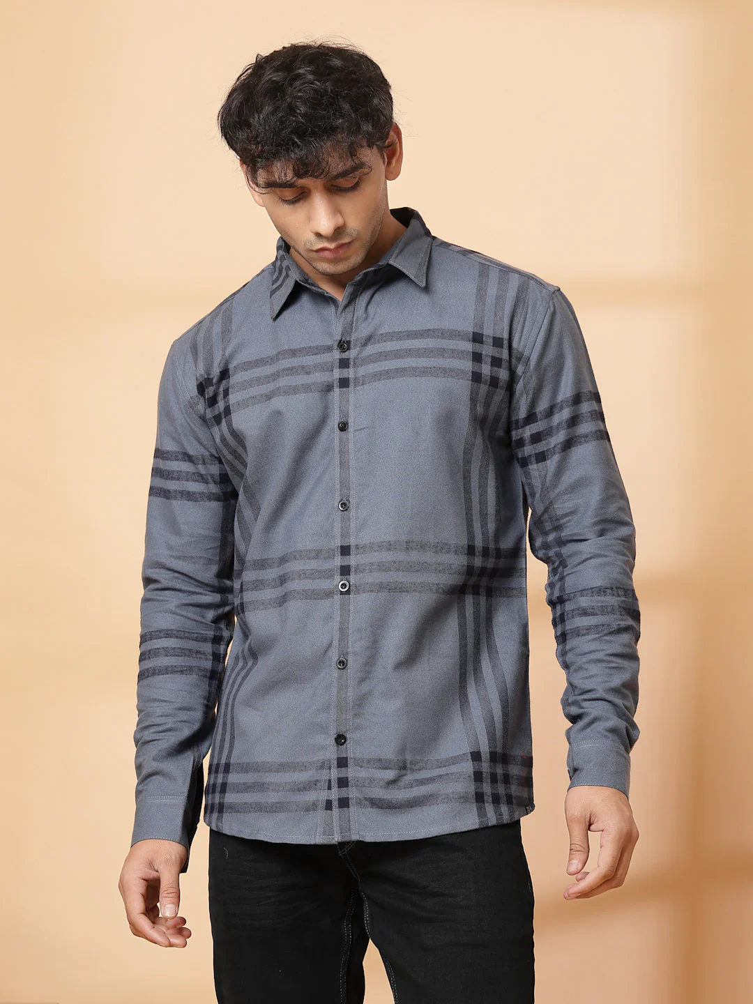 Men Classic Checkered Cotton Fabric Shirt - Image 2