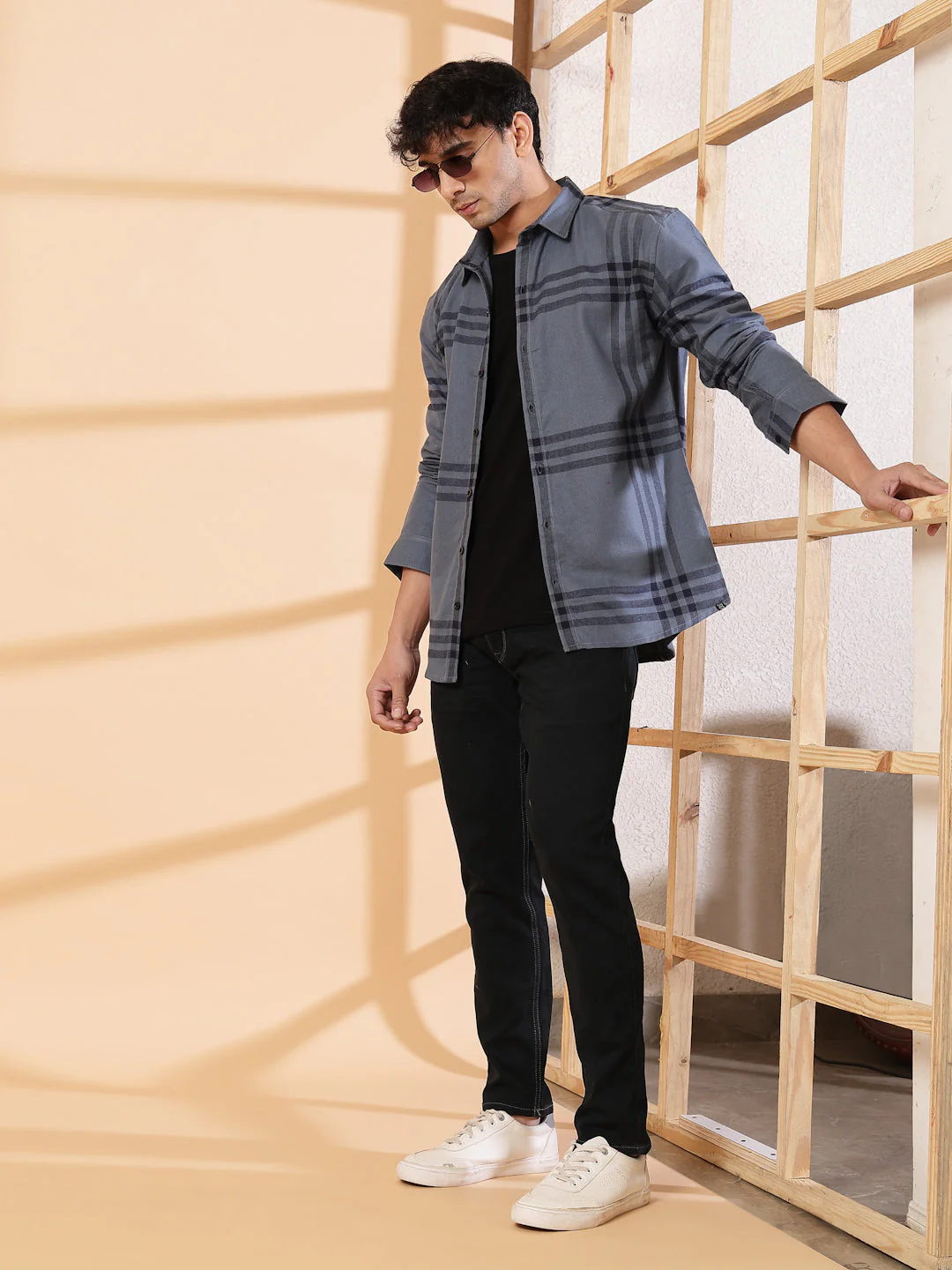 Men Classic Checkered Cotton Fabric Shirt - Image 3