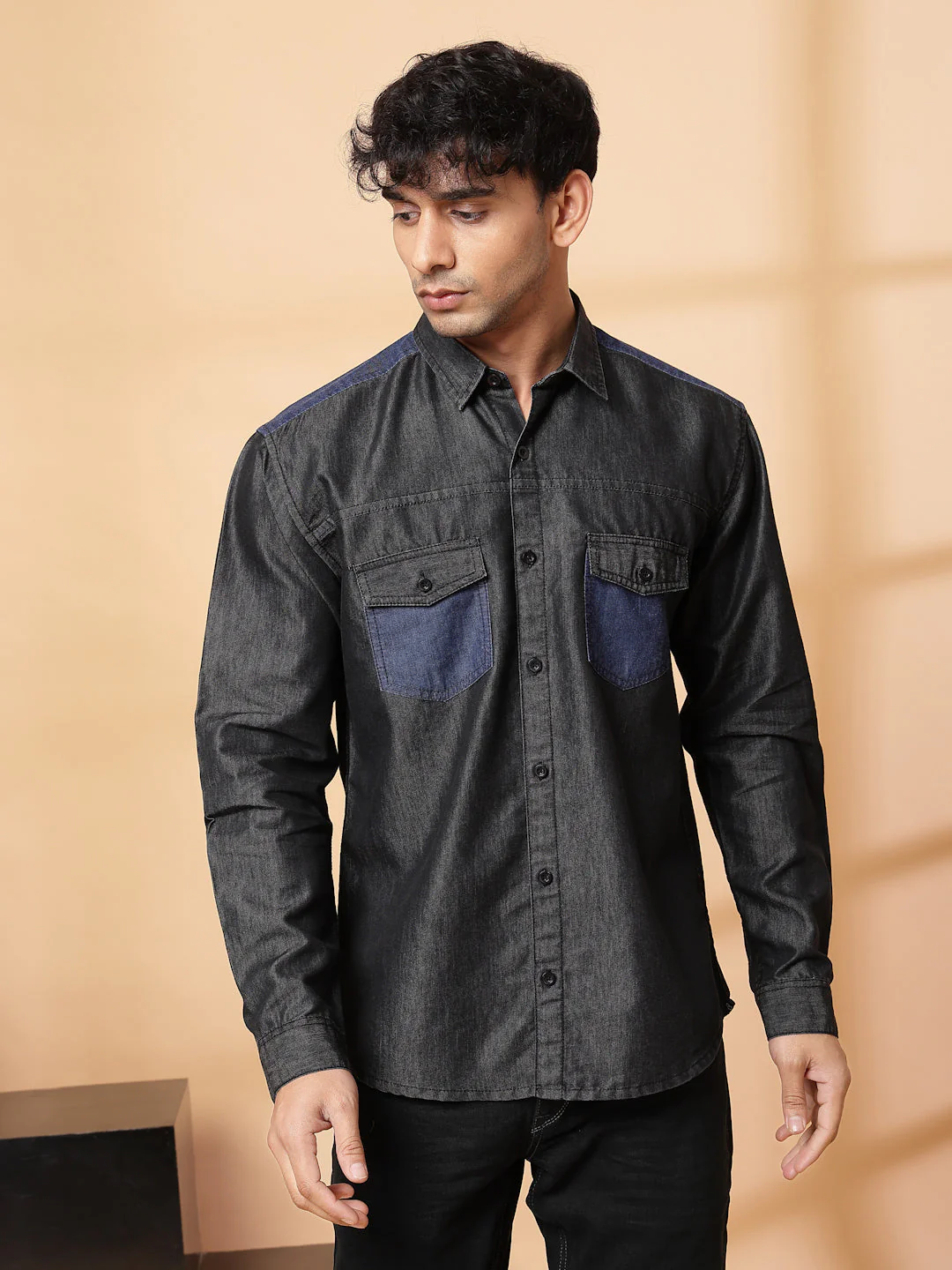 Men Classic Cutaway Denim Shirt - Image 4