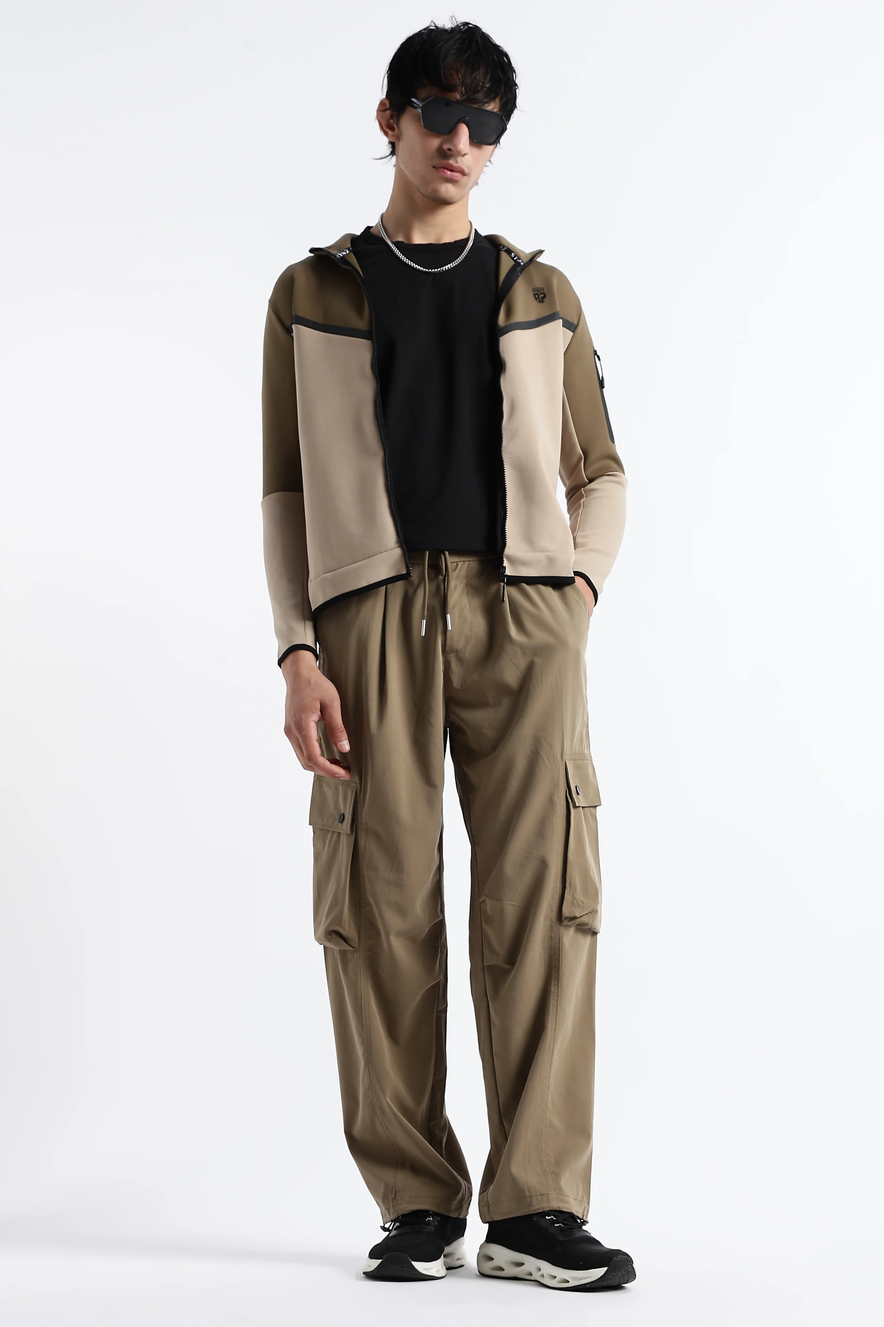 Men Classic Drawcord Cargo Pants - Image 2