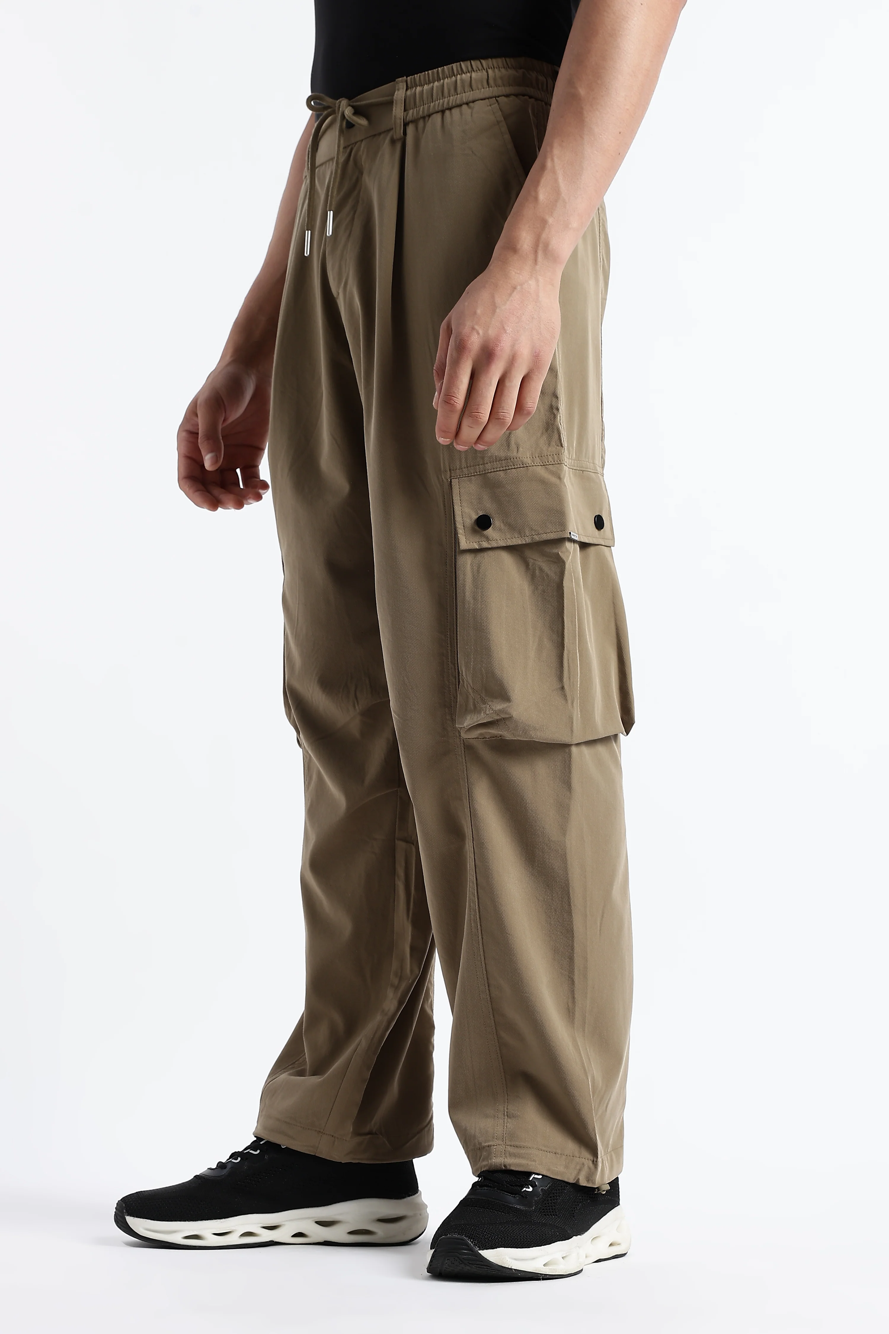 Men Classic Drawcord Cargo Pants - Image 6