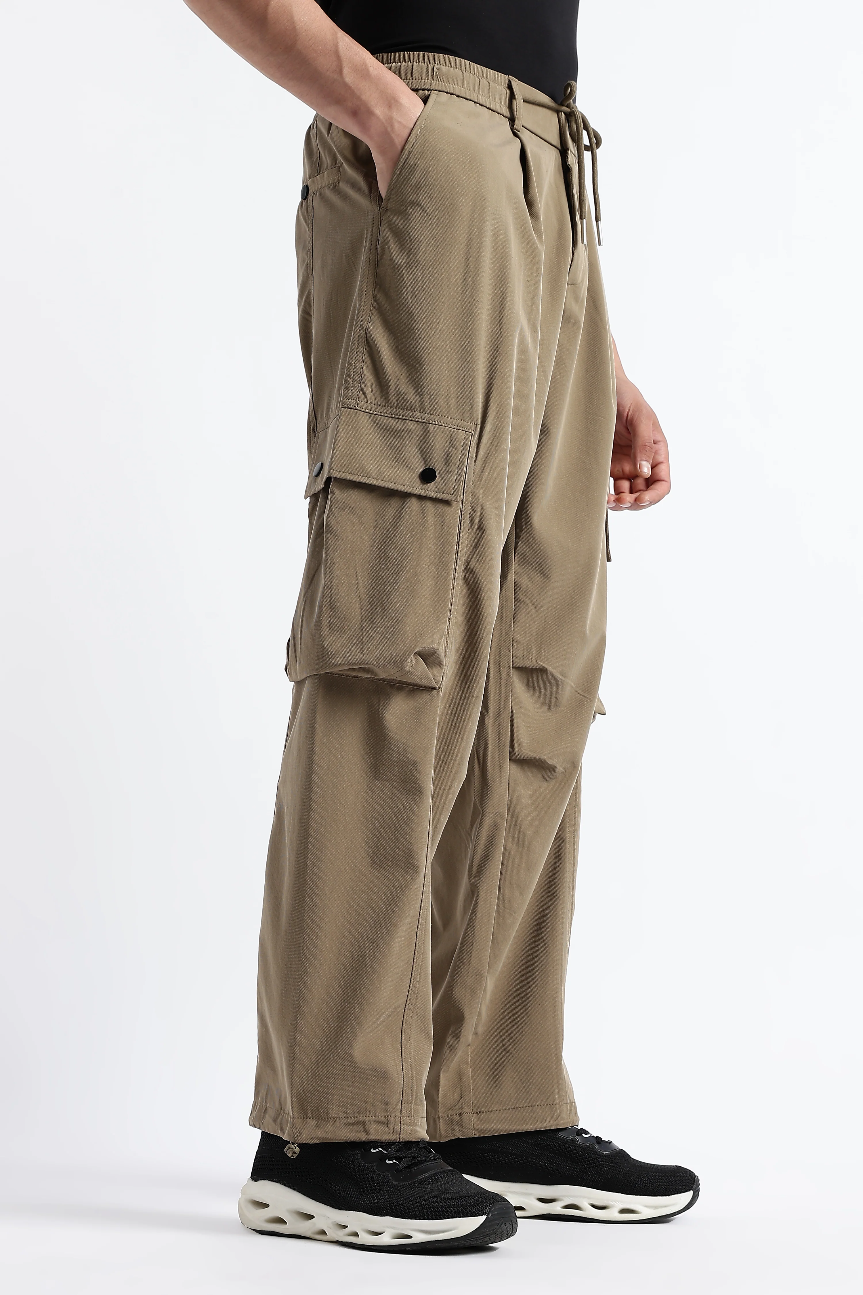 Men Classic Drawcord Cargo Pants - Image 7