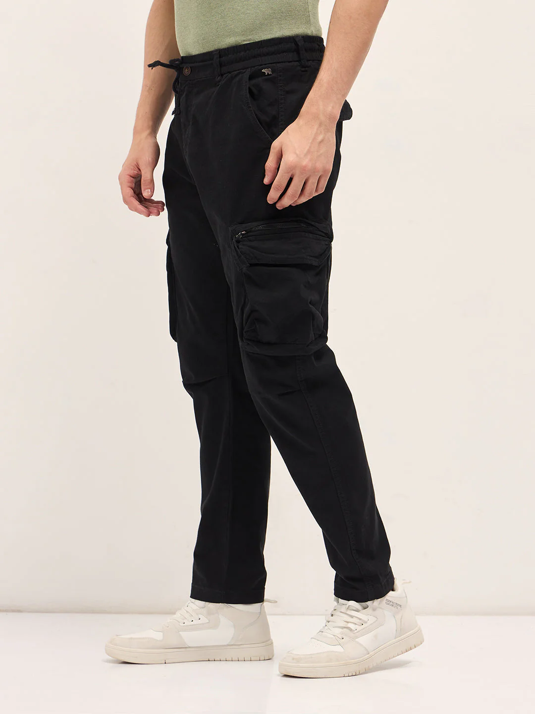 Men Classic Fit Black Cargo Pants - Image 3