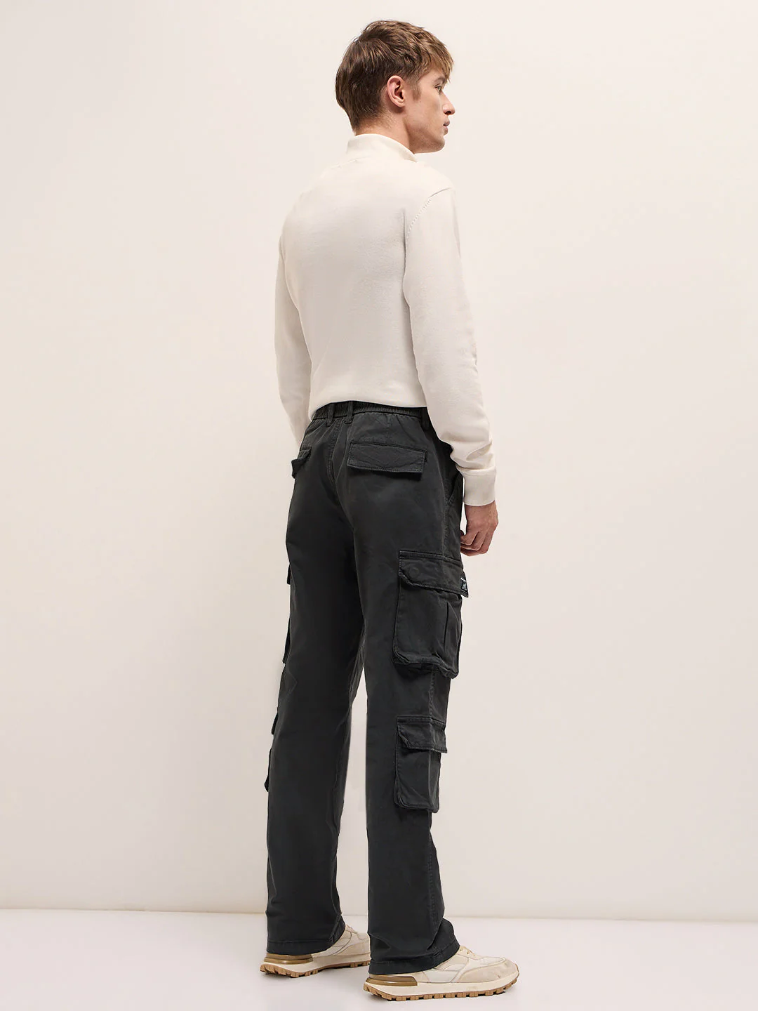 Men Classic Fit Blue Cargo Pants - Image 2