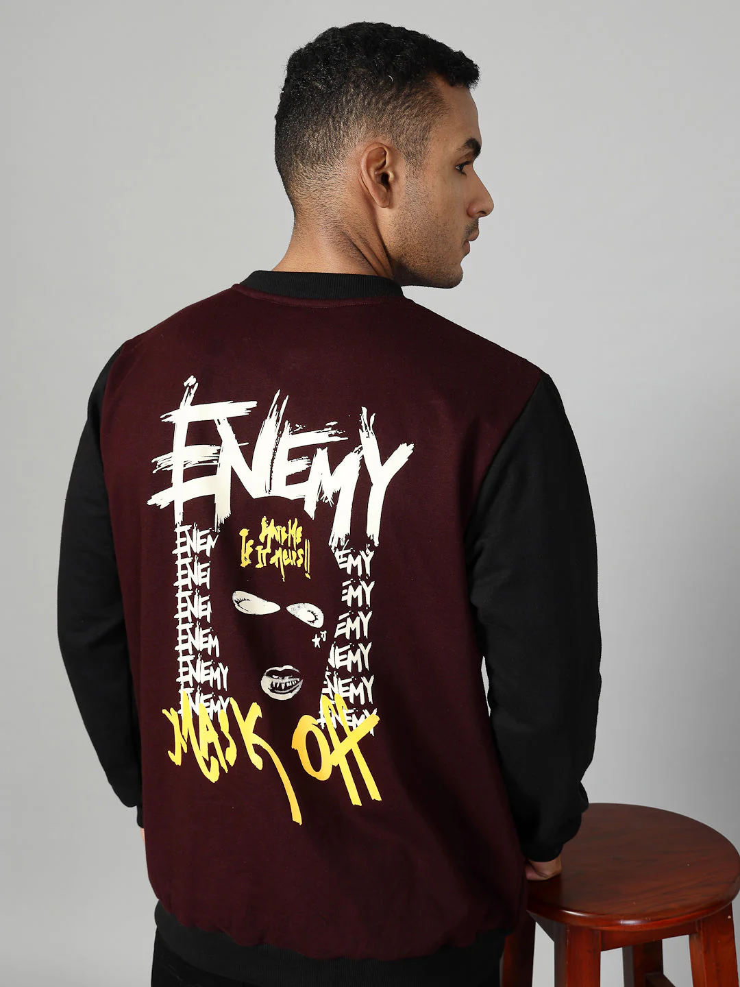 Men Classic Fit Cotton Fabric Fleece Jacket - Image 2