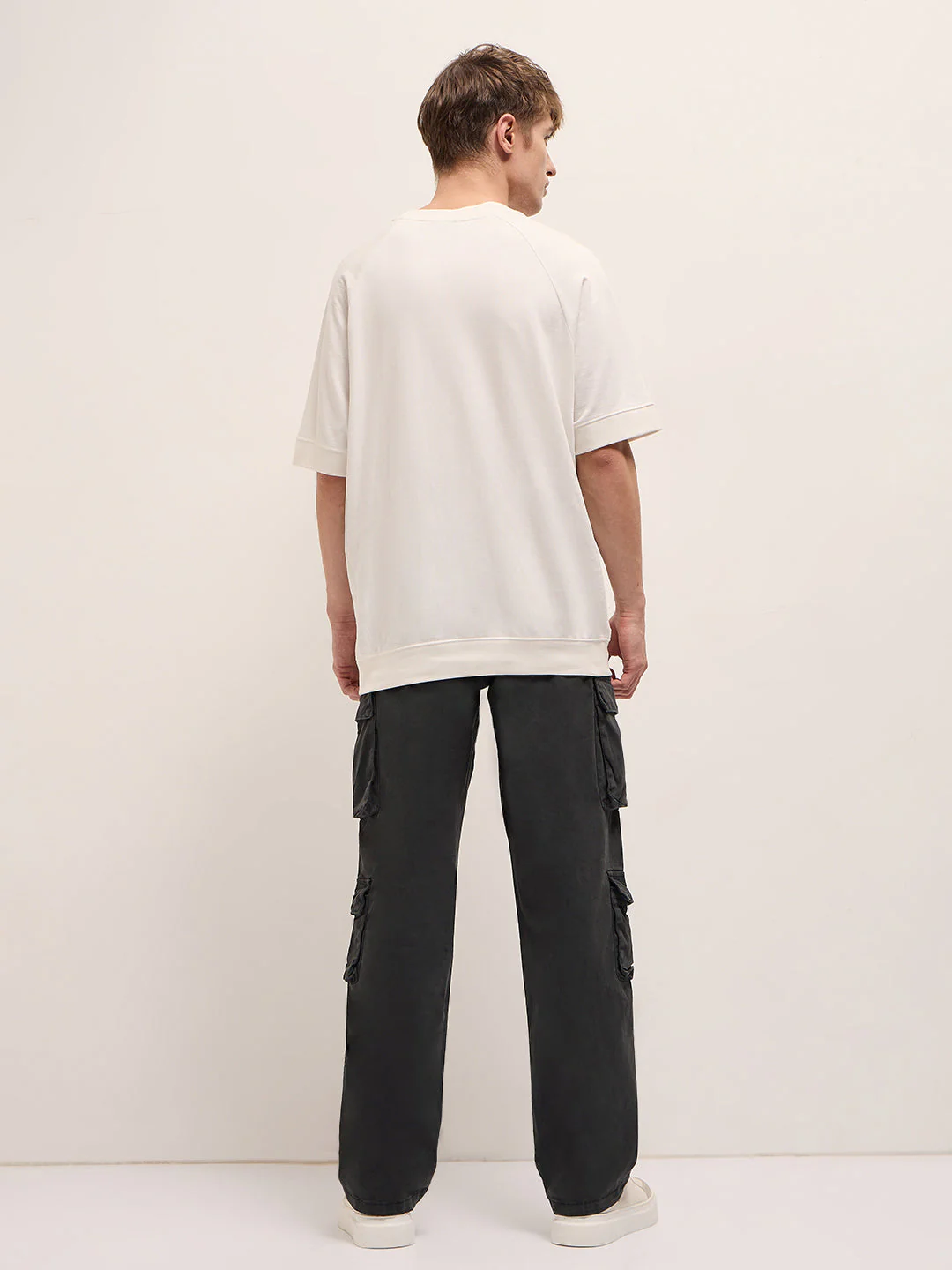 Men Classic Fit Grey Cargo Pants - Image 2