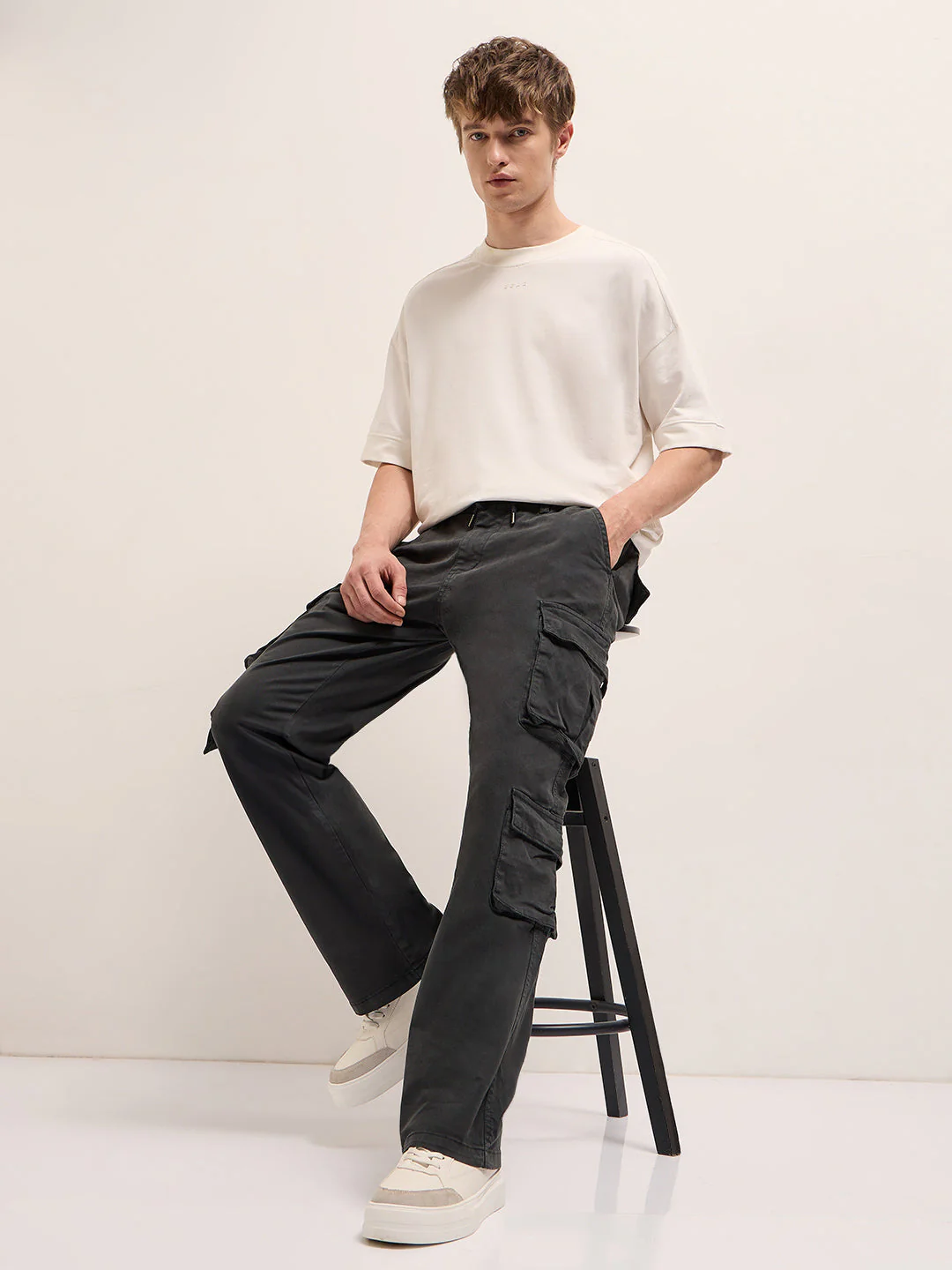 Men Classic Fit Grey Cargo Pants - Image 4