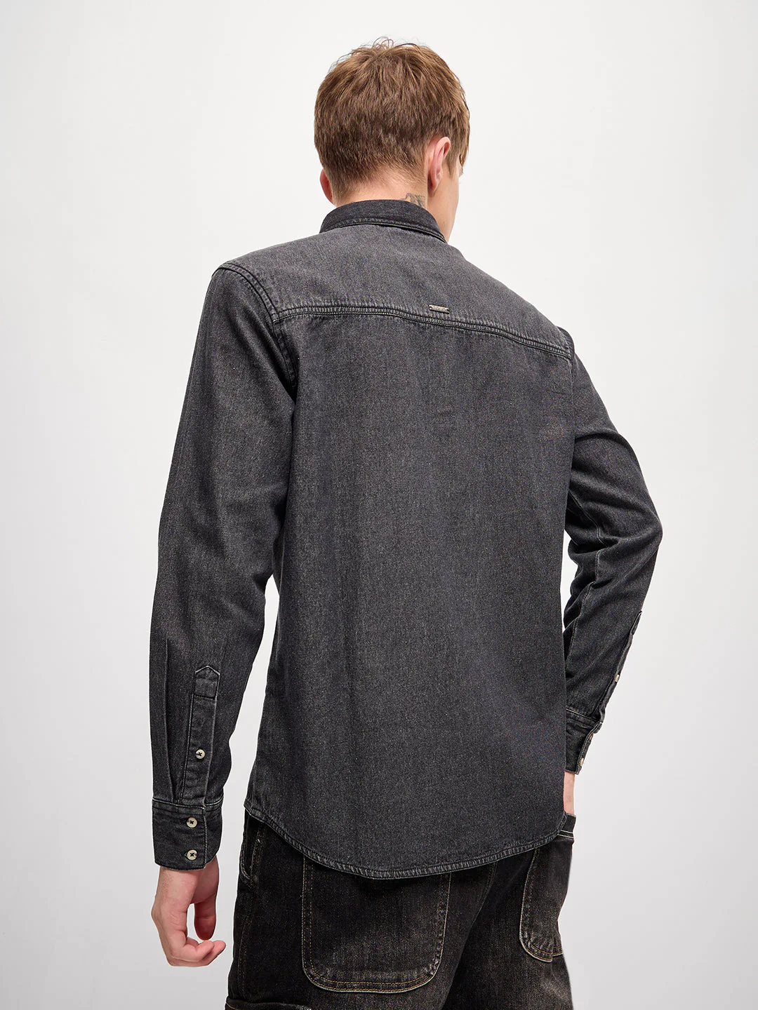 Men Classic Grey Solid Relax Fit Denim Casual Shirt - Image 2