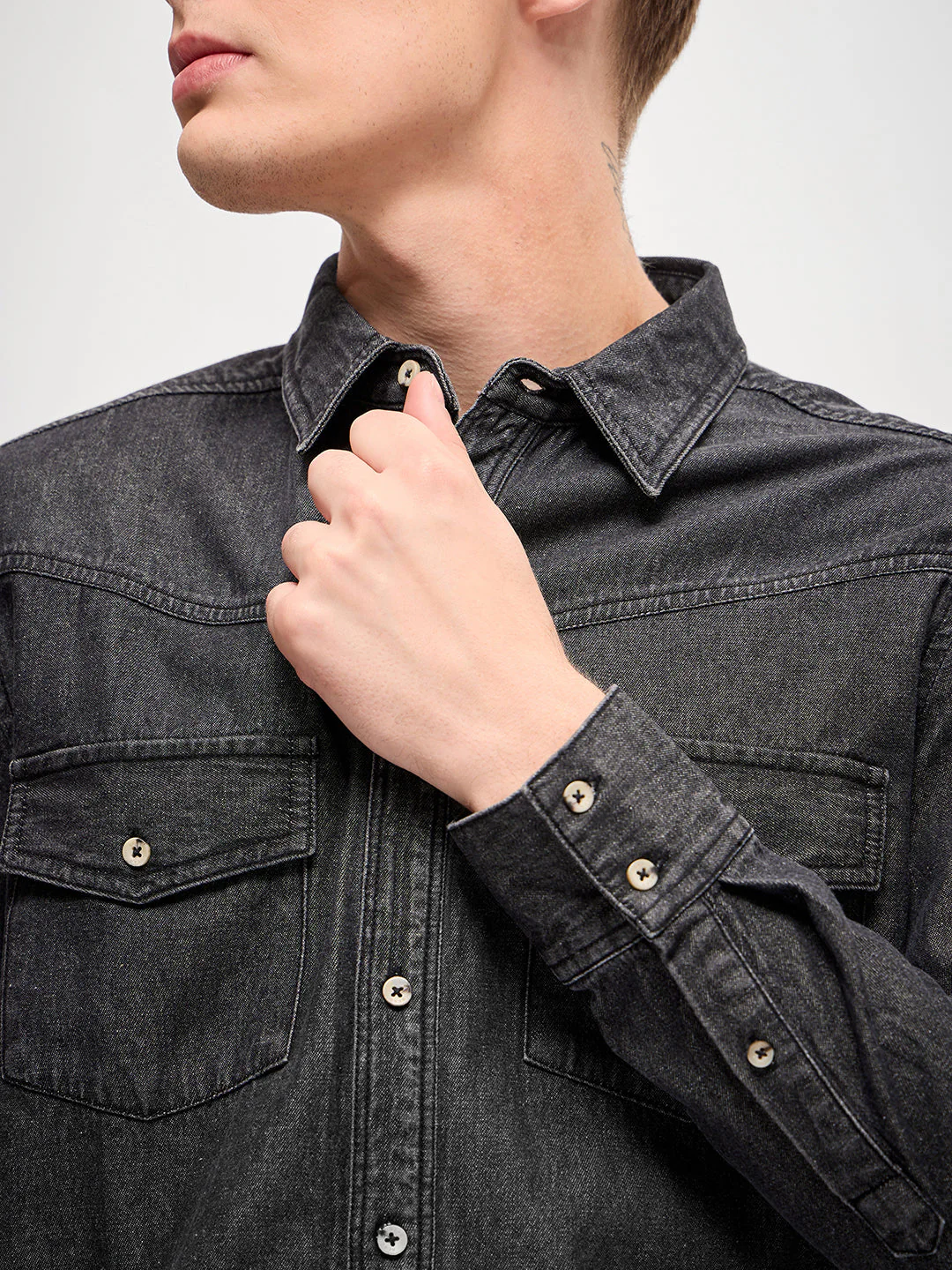 Men Classic Grey Solid Relax Fit Denim Casual Shirt - Image 5