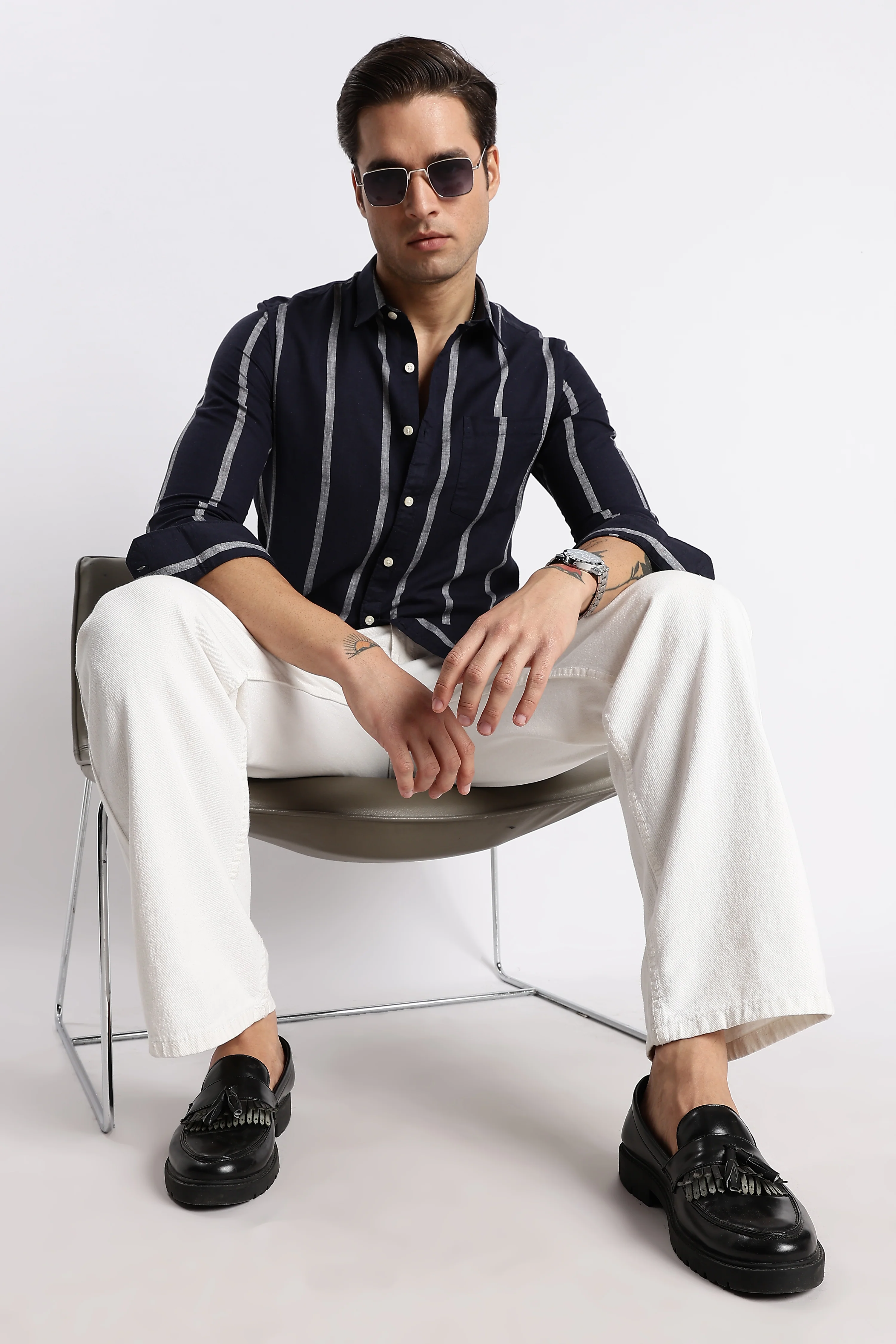Men Classic Stripe Shirt - Image 2