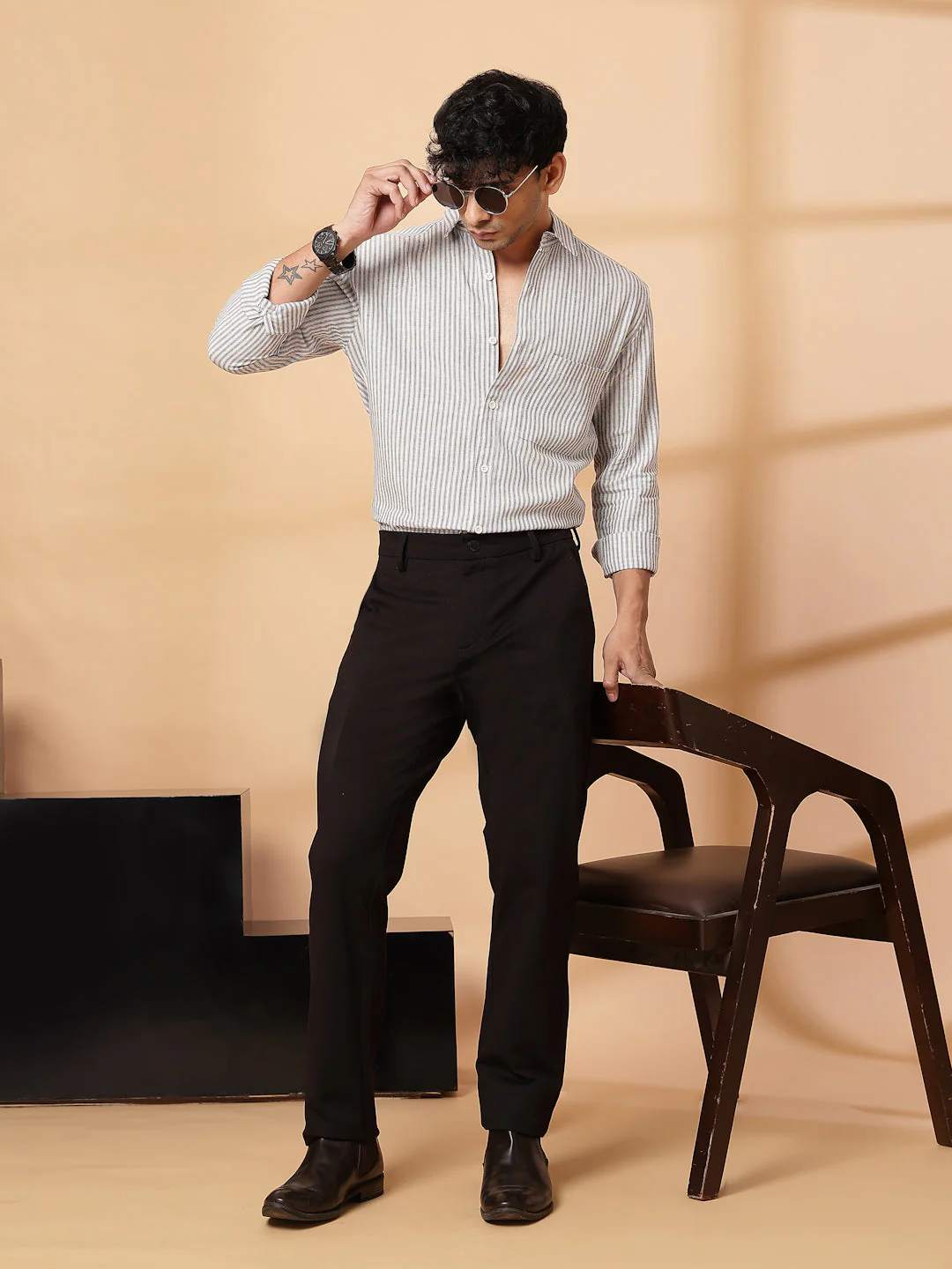 Men Classic Striped Linen Shirt - Image 2