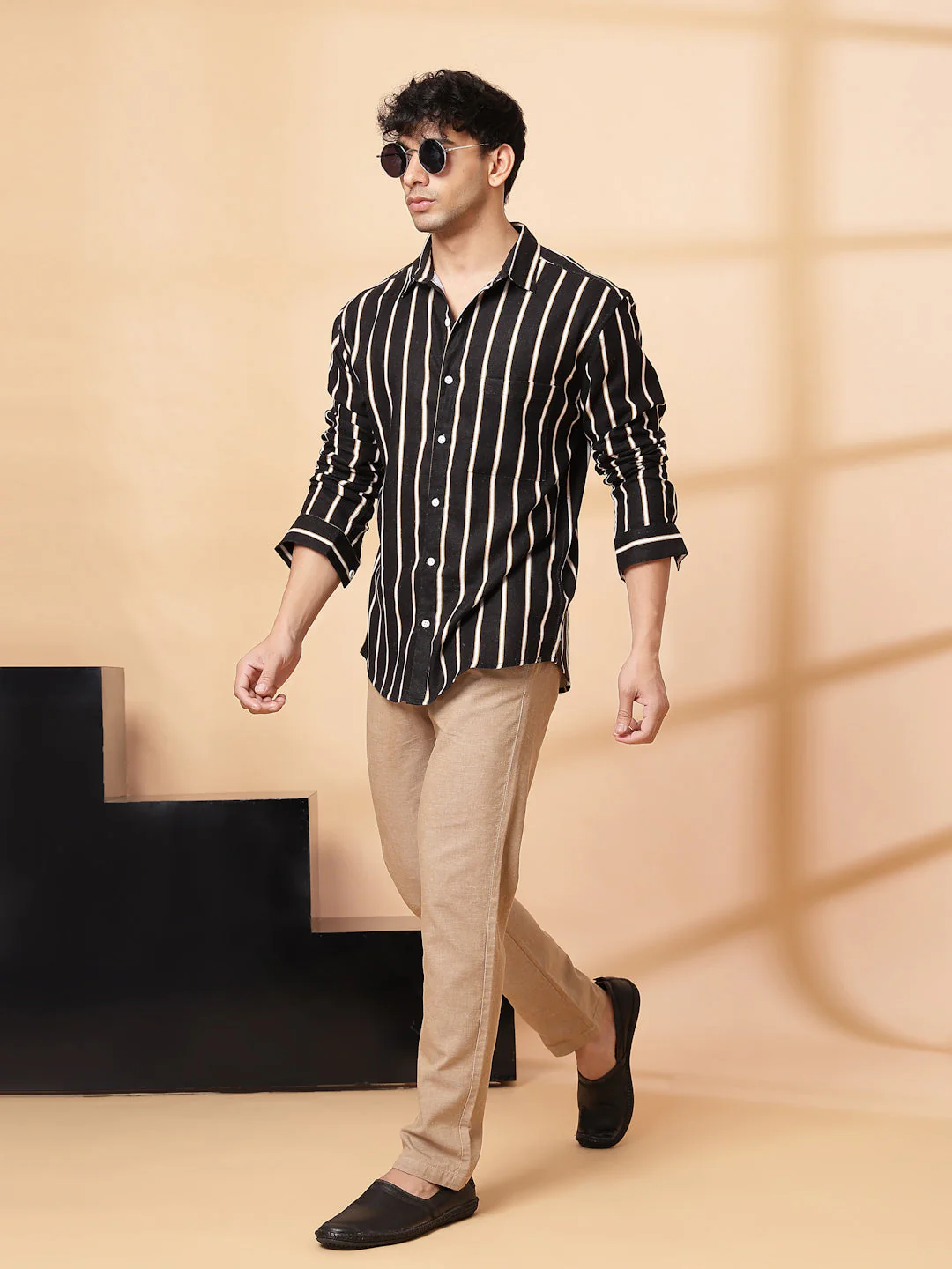 Men Classic Striped Linen Shirt - Image 4