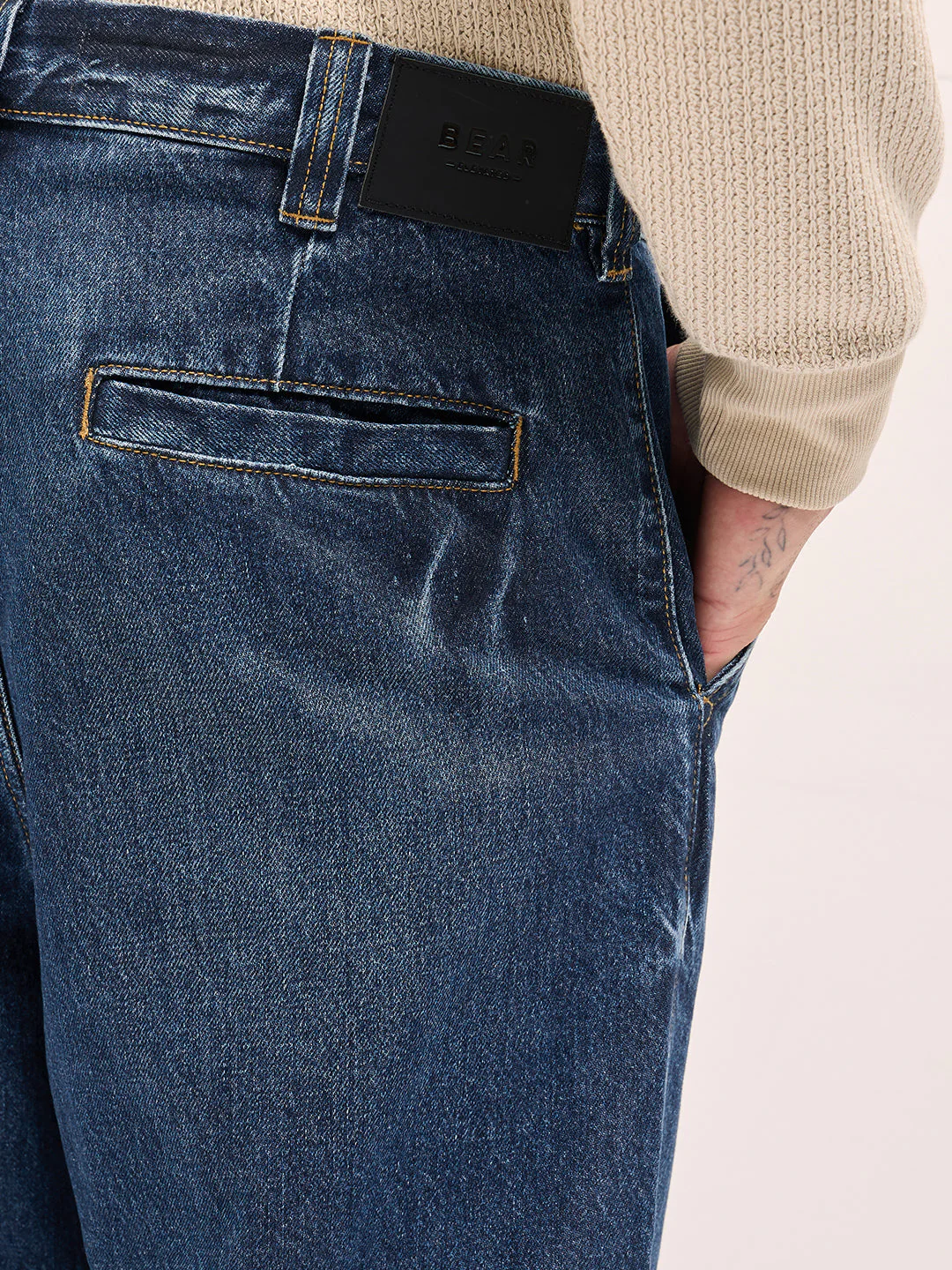 Men Classic Wide-Leg Denim Jeans - Image 6