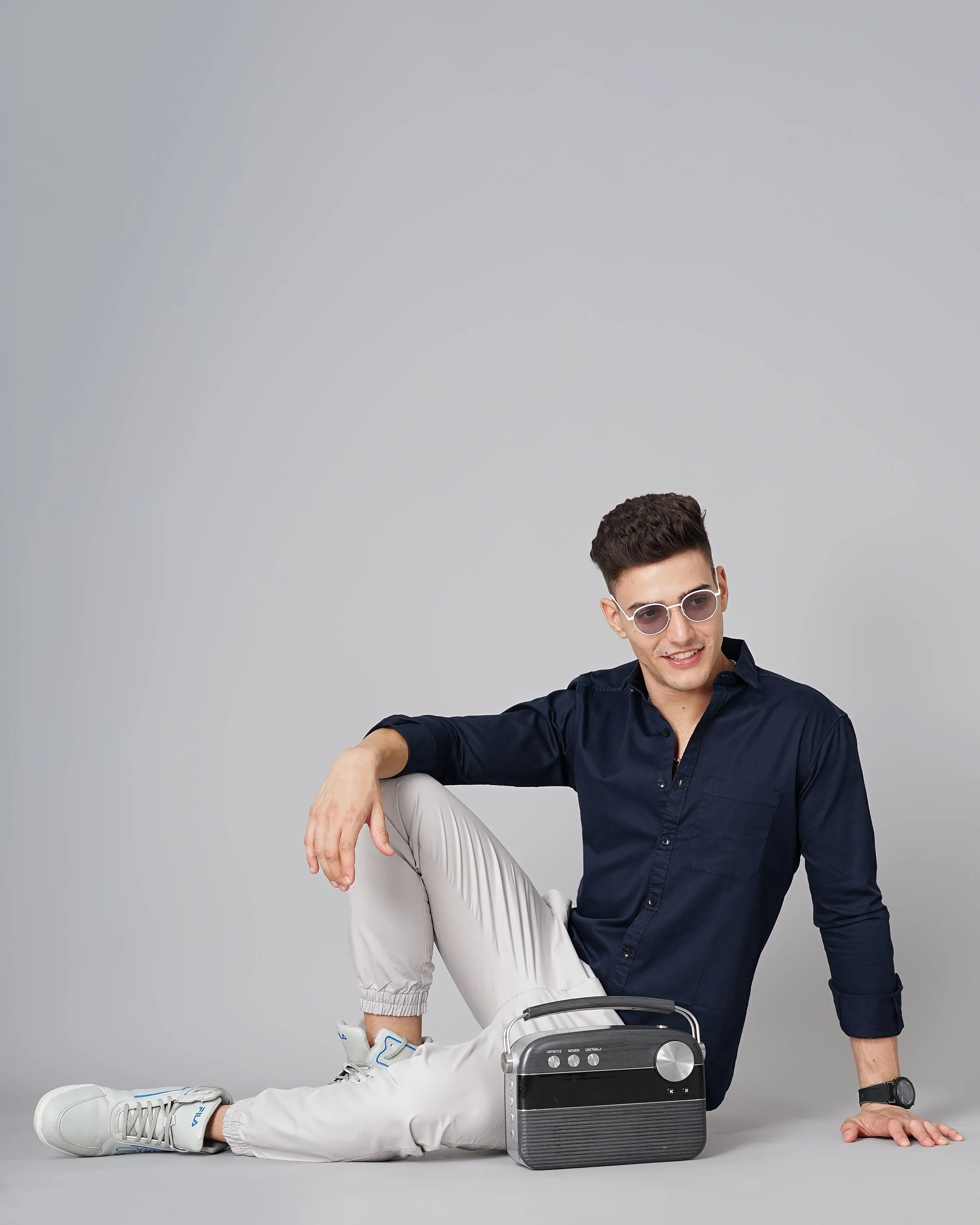 Men Claw White Shirt - Image 11