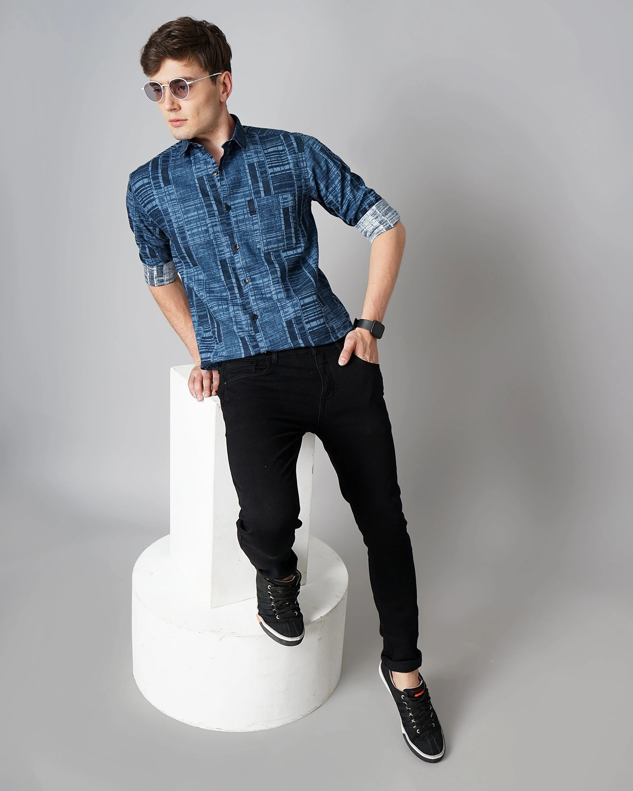 Men Claw White Shirt - Image 25