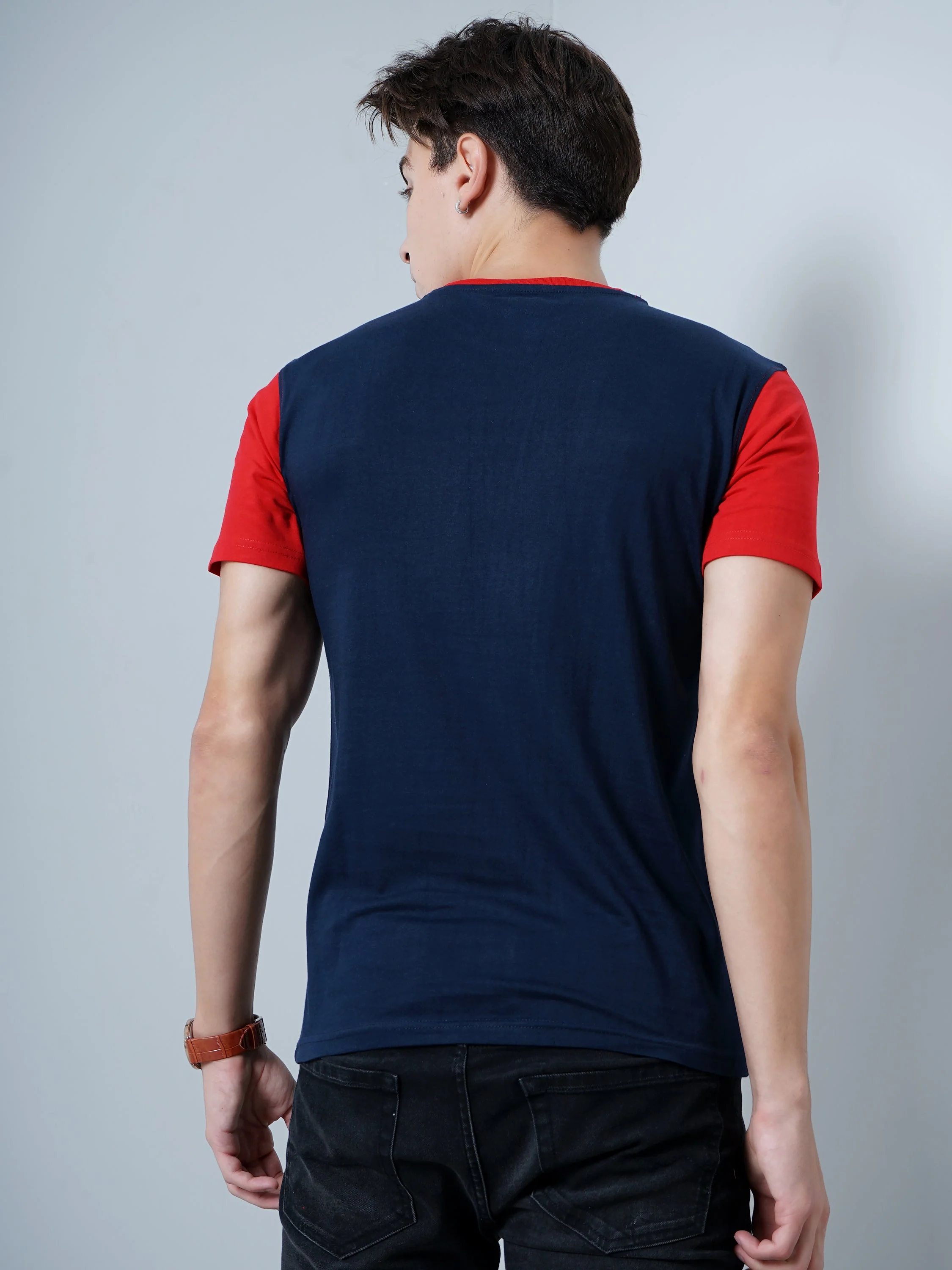 Men Color Block Navy T-Shirt - Image 2