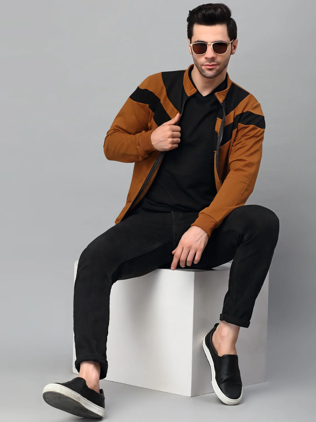 Men Color Blocked High Neck Fleece Jacket - Image 3