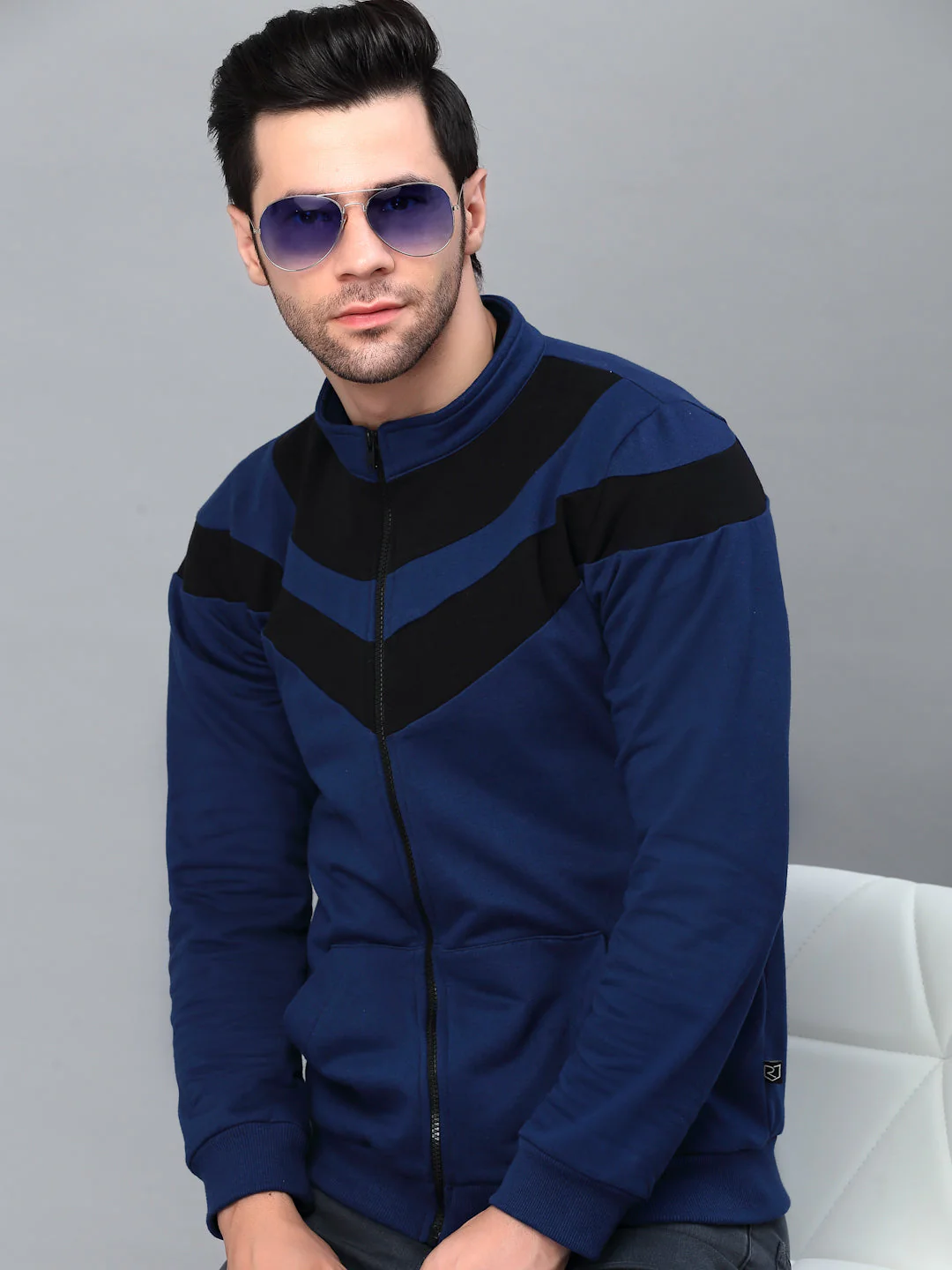 Men Color Blocked High Neck Fleece Jacket - Image 3