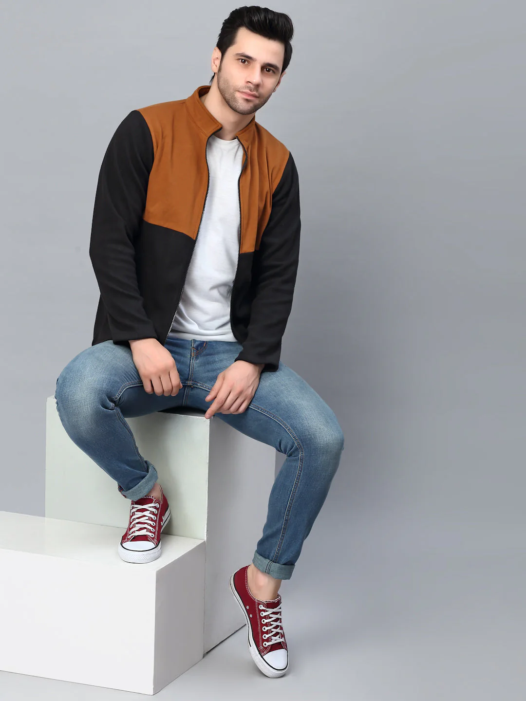 Men Color Blocked High Neck Polar Fleece Jacket - Image 4