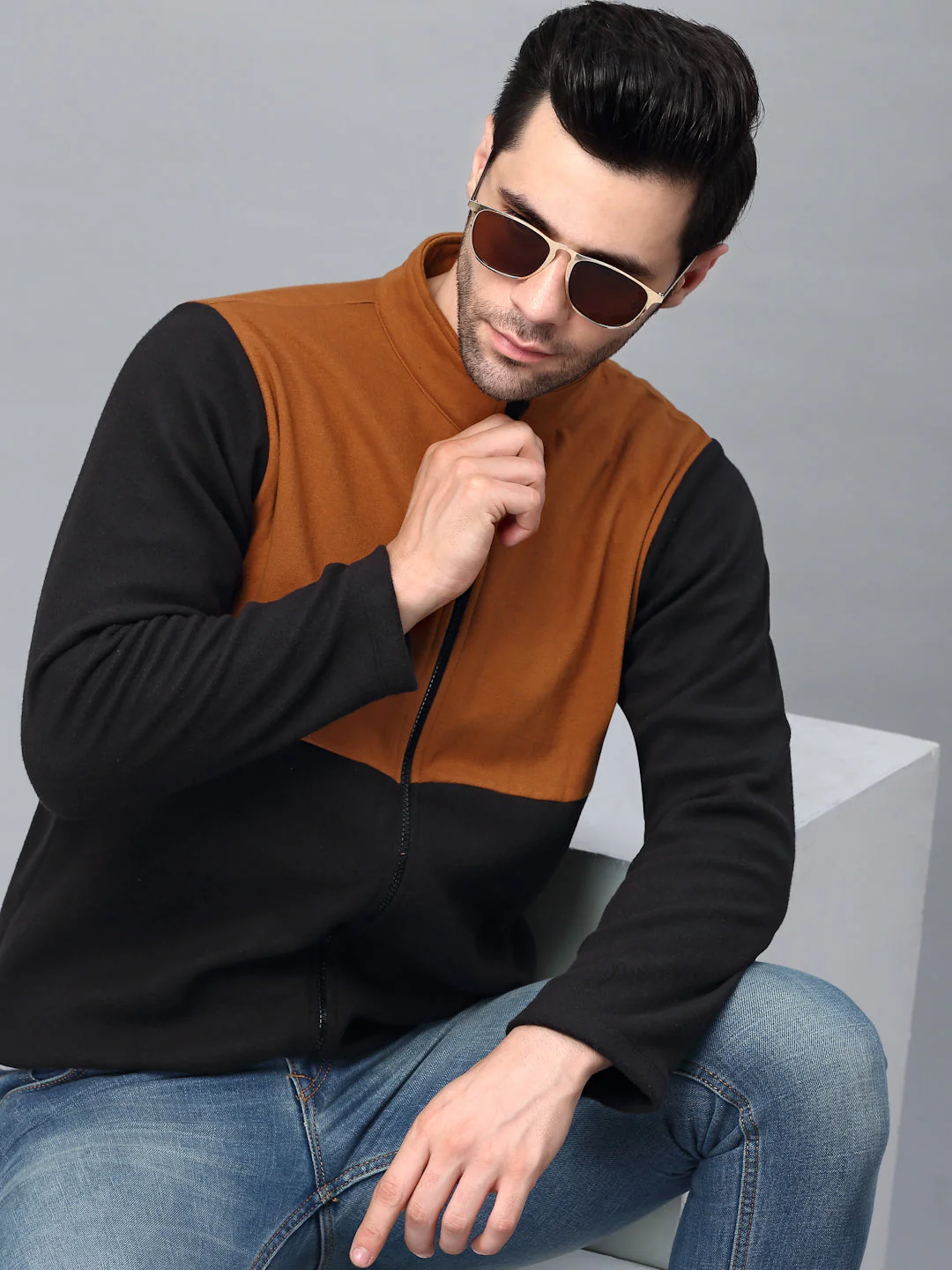 Men Color Blocked High Neck Polar Fleece Jacket - Image 3