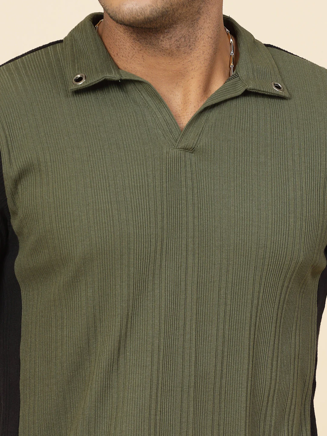 Men Colorblock Rib Polo Co-ords - Image 3