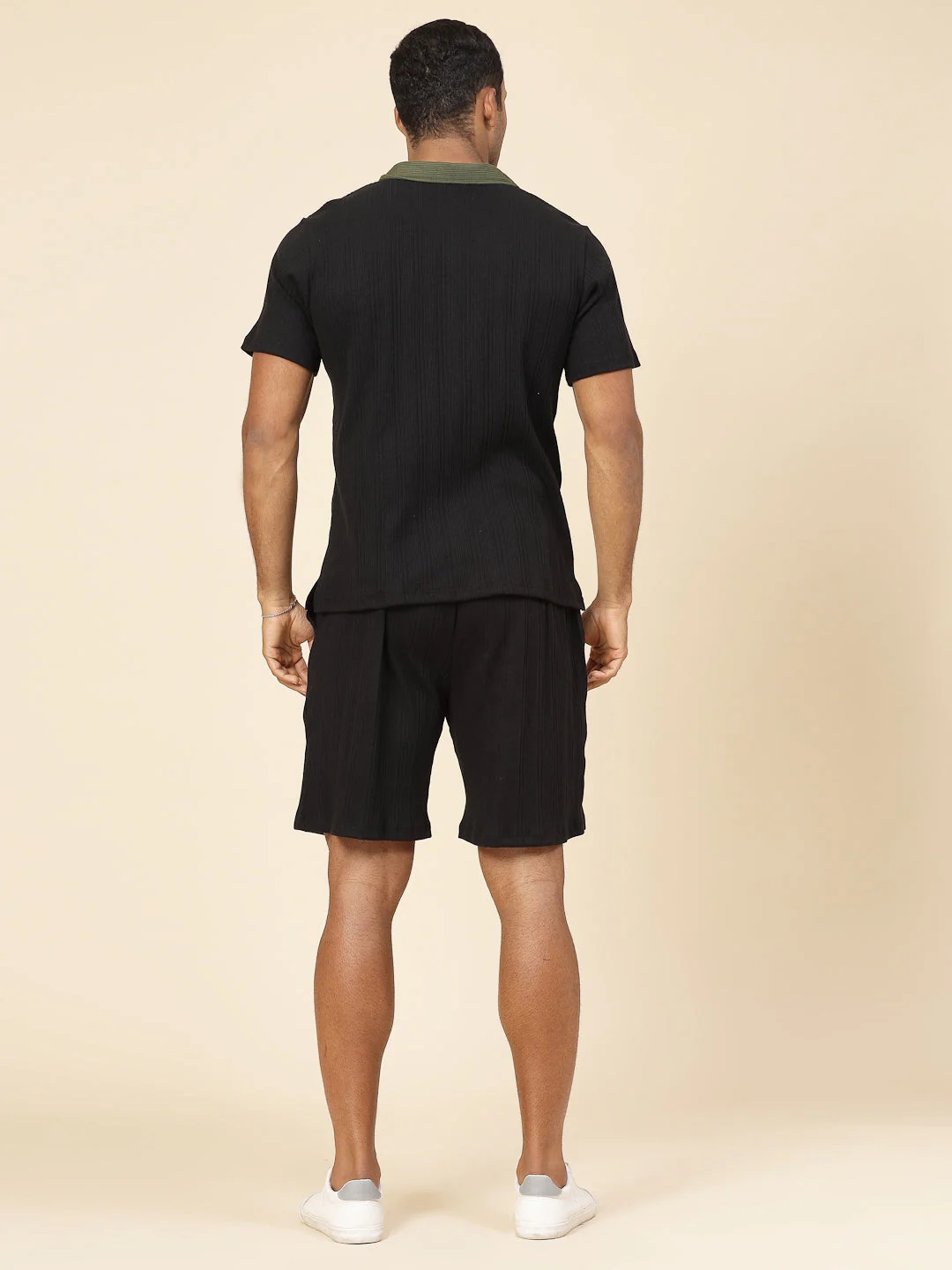 Men Colorblock Rib Polo Co-ords - Image 4