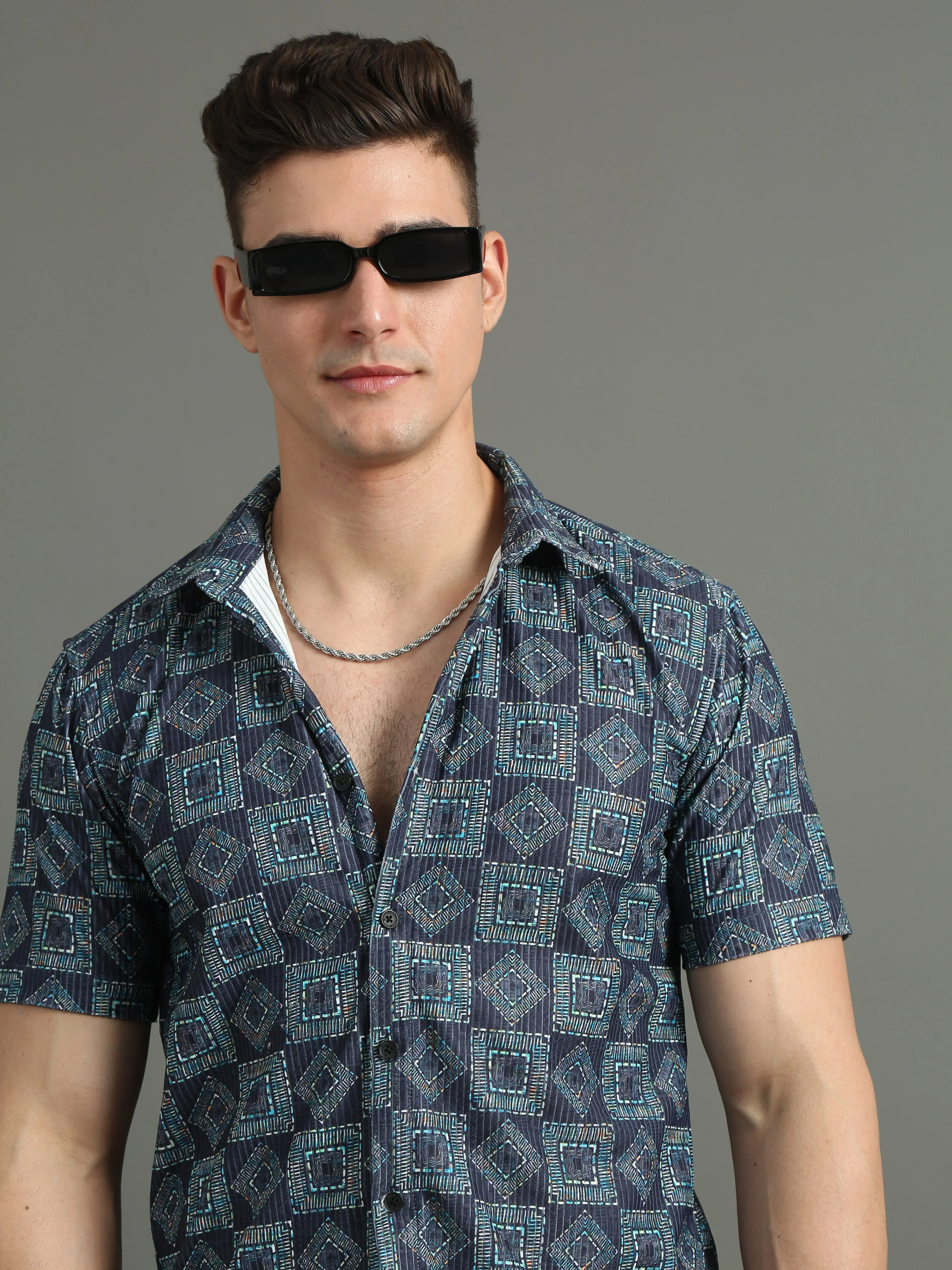 Men Cord Geometric Blue Shirt - Image 4