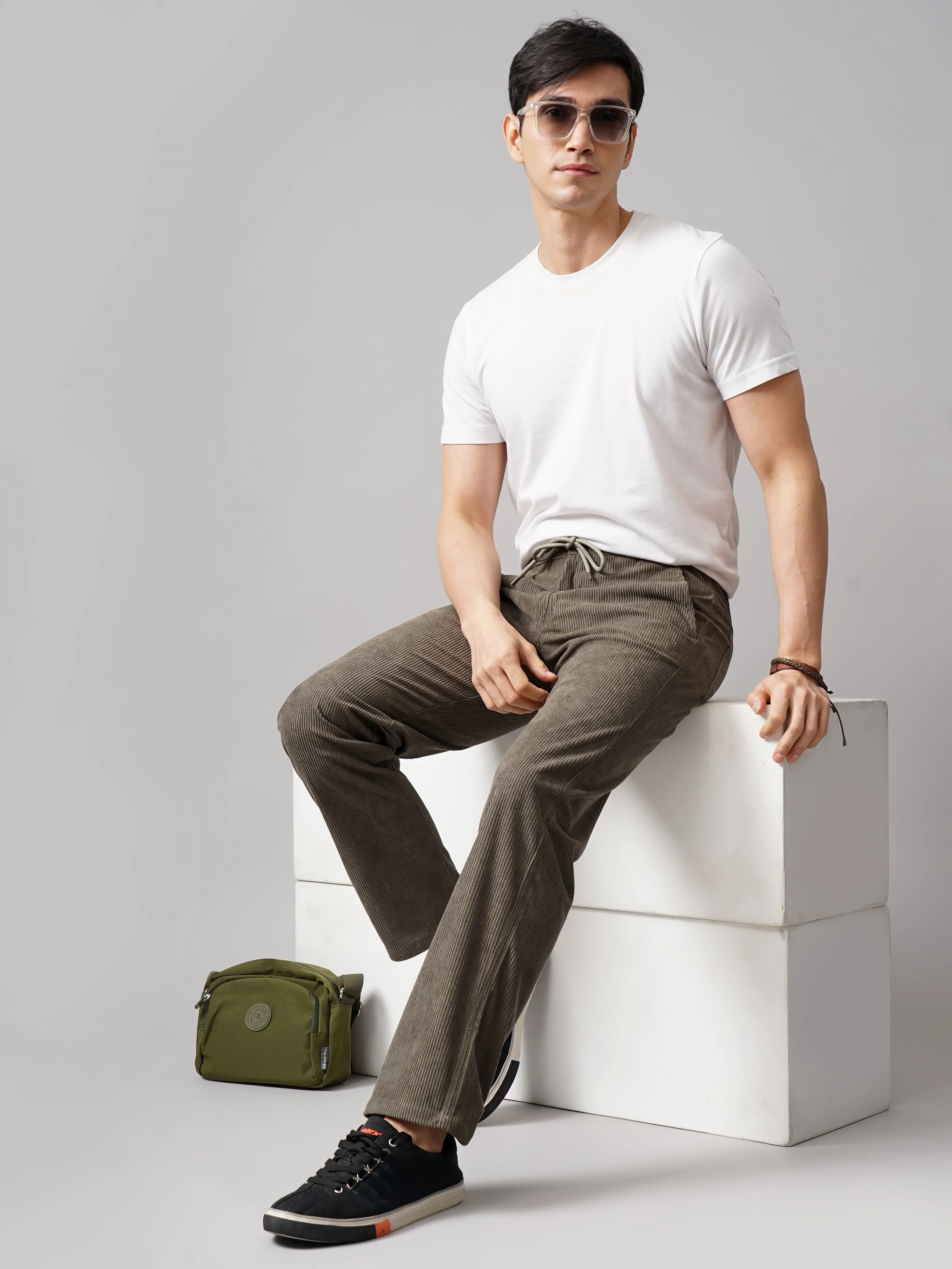 Men Corduroy Olive Regular Fit Pant - Image 5