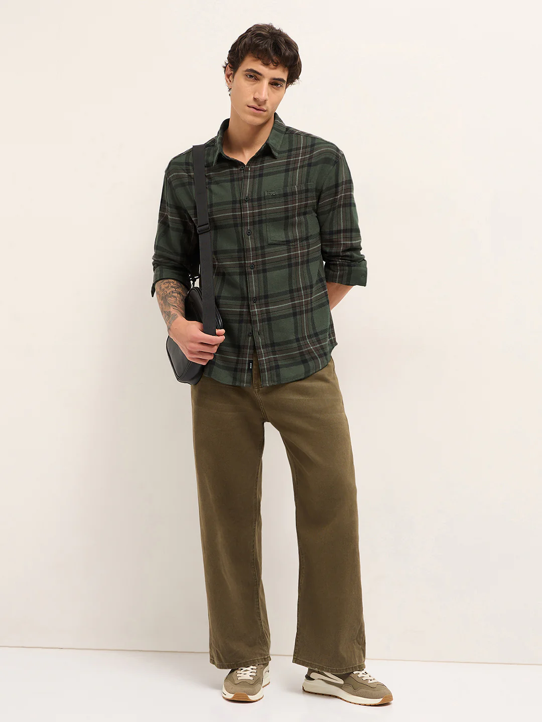 Men Cotton Checked Flannel Casual Shirt - Image 4