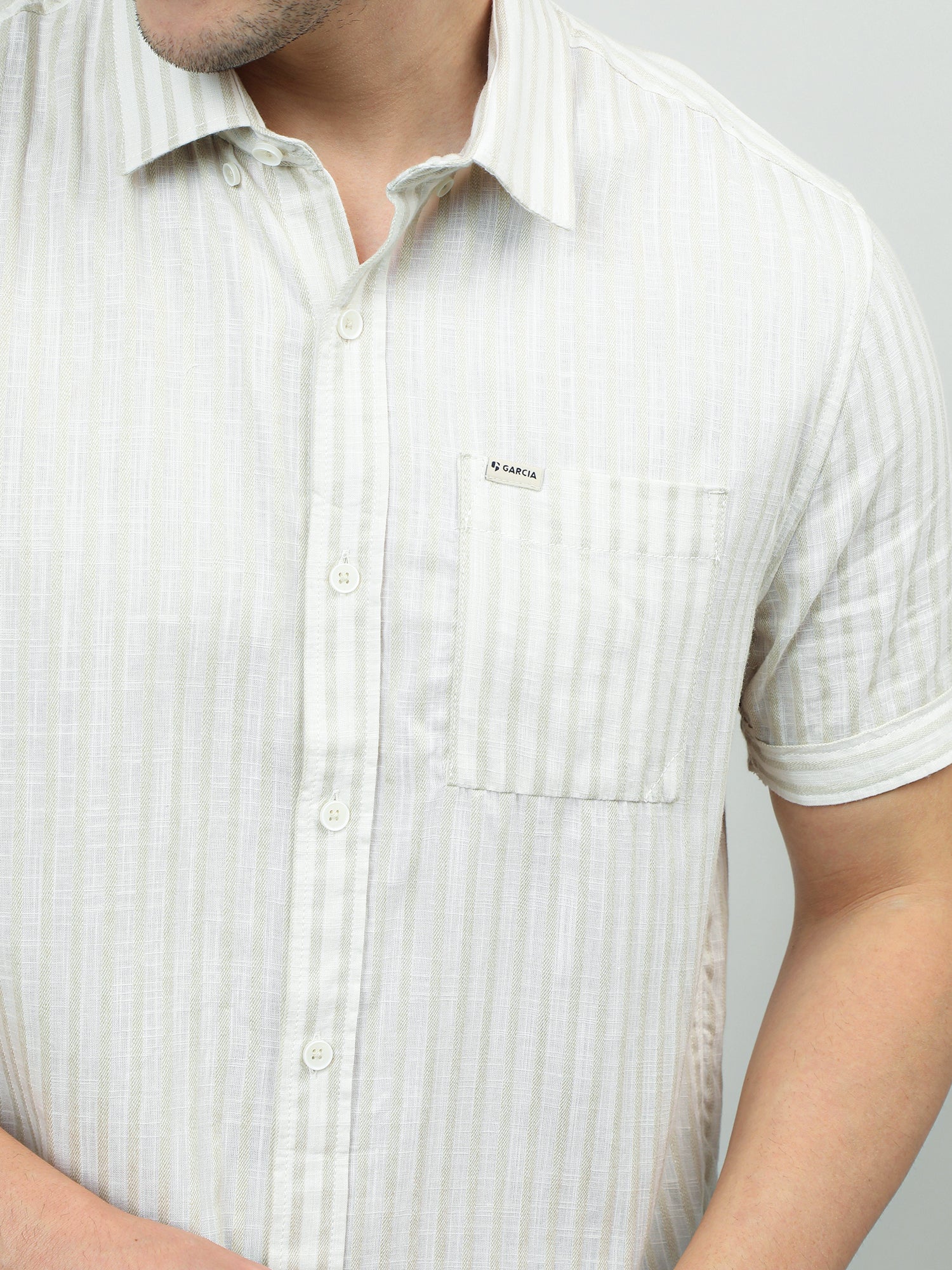 Men Cotton Cream Classic Shirt - Image 4