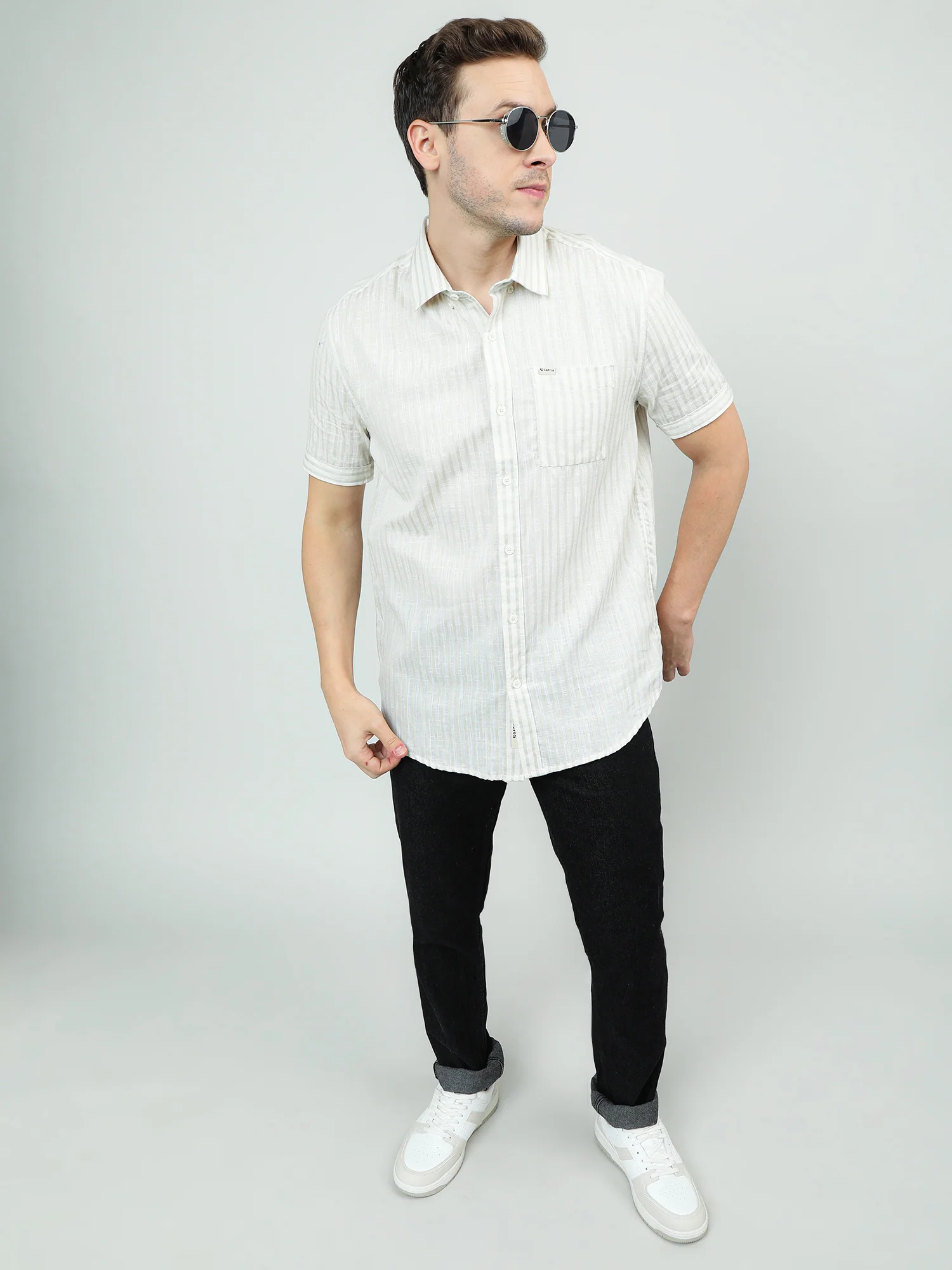 Men Cotton Cream Classic Shirt - Image 9